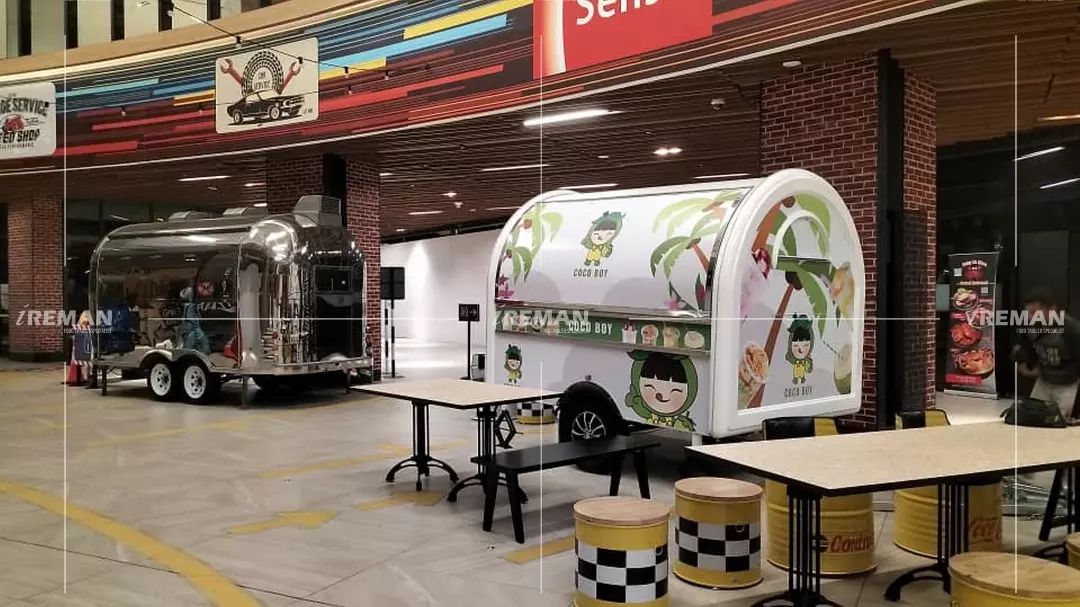 Two different... - Ireman Food Trailer/Wagon/Kiosk/Food Truck
