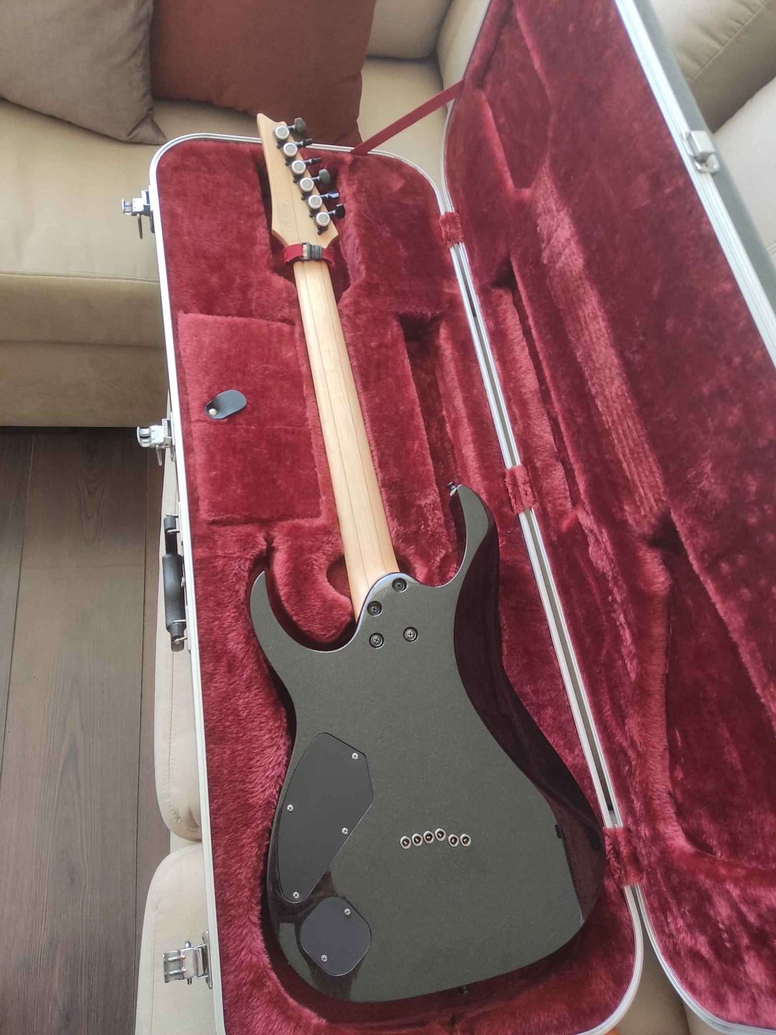 Remate Guitarra Ibanez Prestige. Full Dimarzio, Gotoh, Schaller y ...