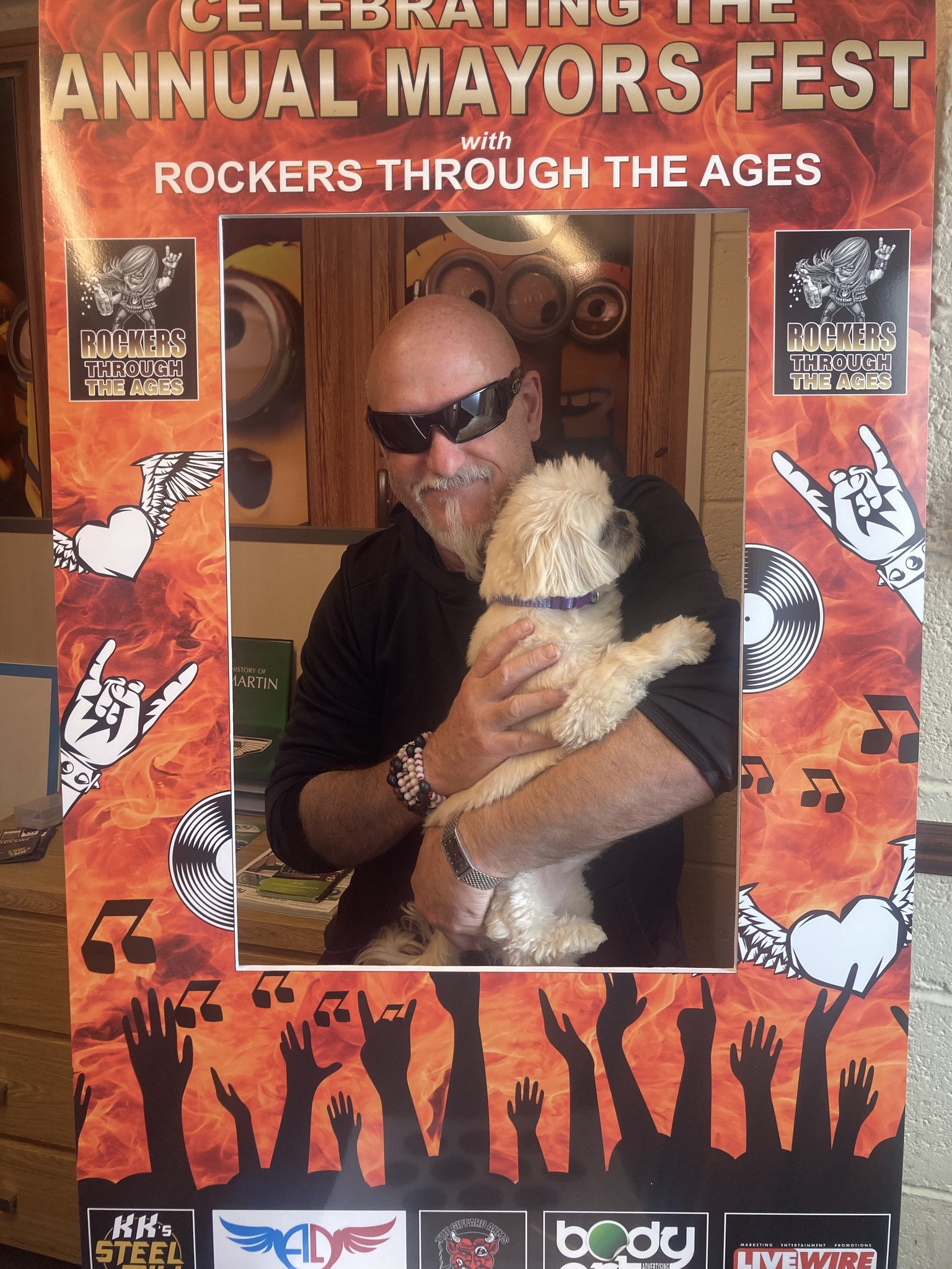 Mayors Fest - The photo frame is back! Courtesy of Andrew...