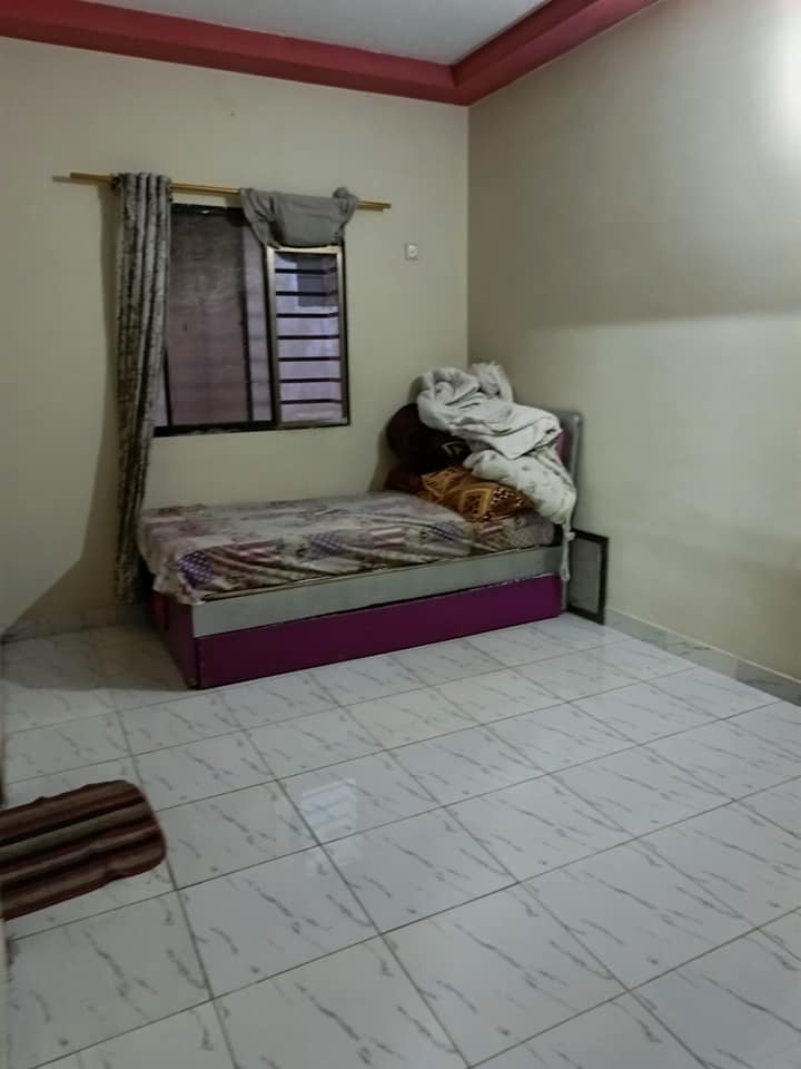 Flat for sale in dastagir block 9 - Property For Sale - Karachi ...