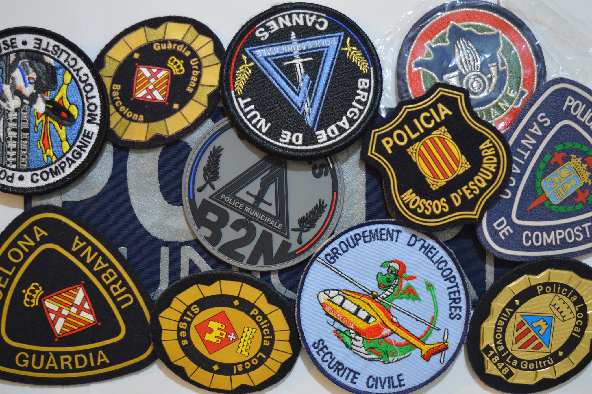 Police Patch Trading : EMS-Fire & Police Patch Trading Depot> – WYKWI