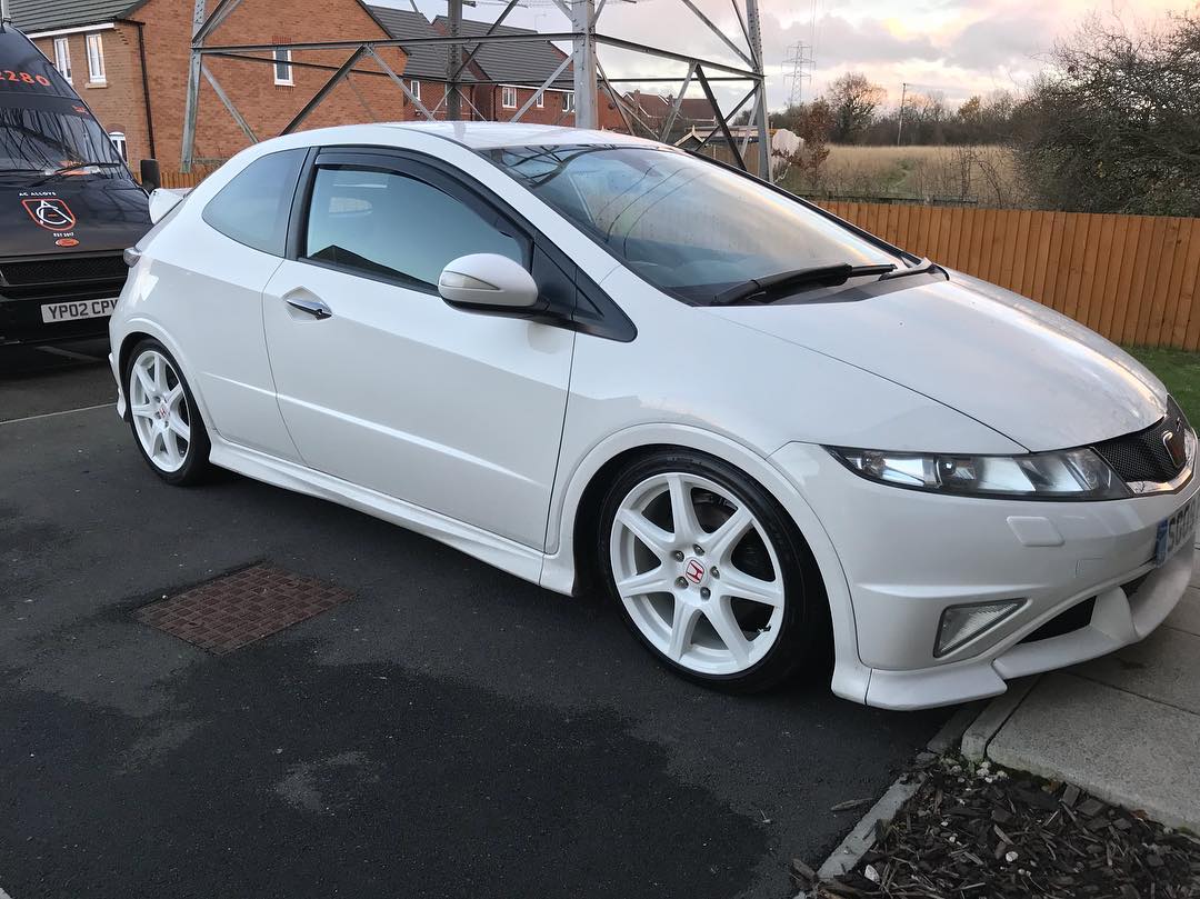 AC Alloys - Honda Civic Type R receiving the Ac Alloys... | Facebook