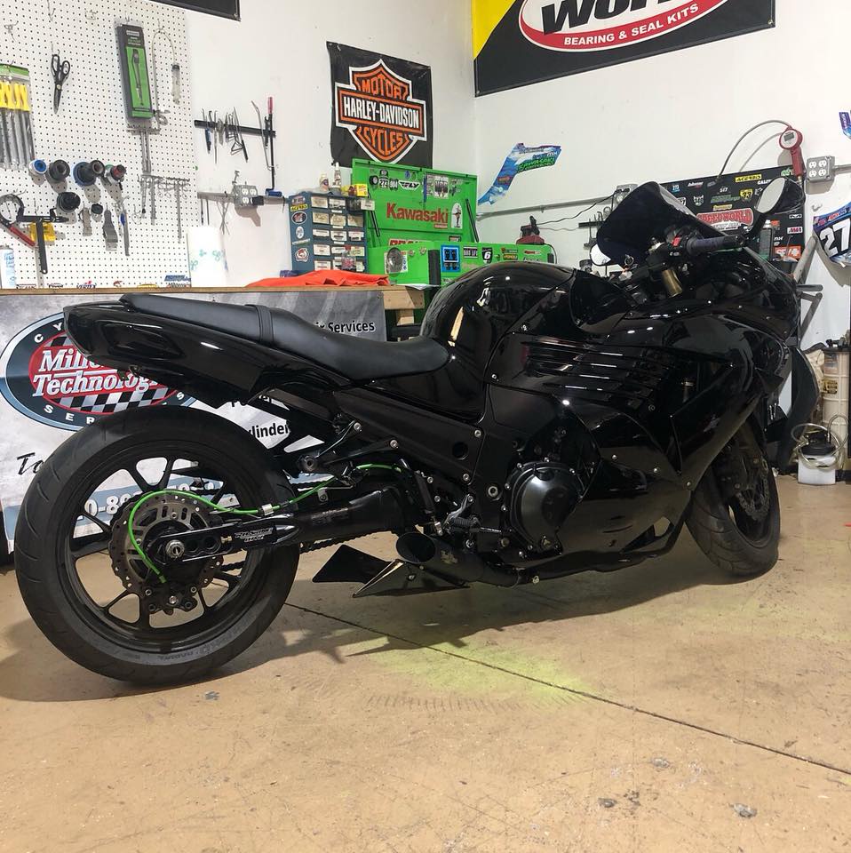 2007 MURDERED out ZX 14R is complete! Pretty stoked on how this