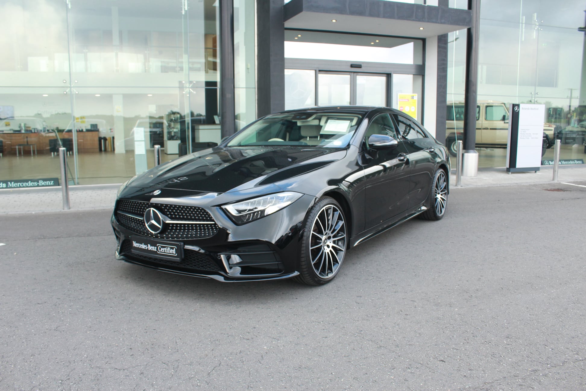 AMAZING CLS - 201 Mercedes-Benz CLS 220D AMG-Line with upgraded 20 
