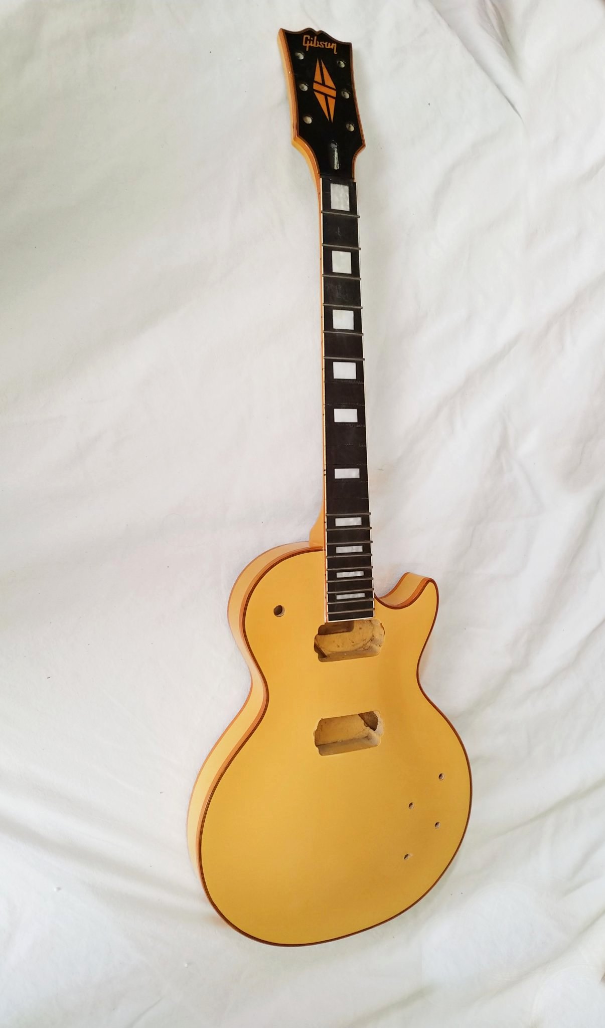 Chibson LP Custom Luthier Project Husk guitar Mod Platform Chris ...