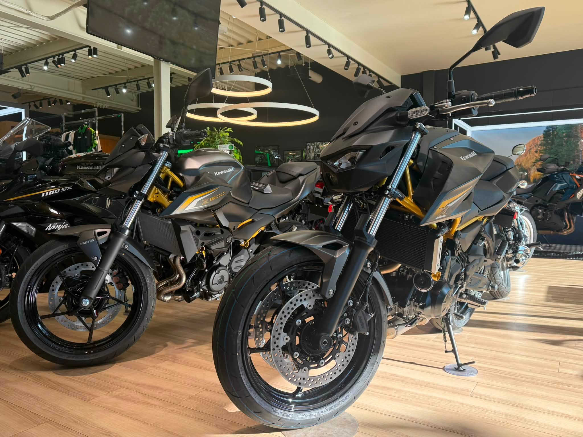 入荷車両紹介！】 ・Z 650 S メーカー希望小売価格: 1,078,000円 ・Z