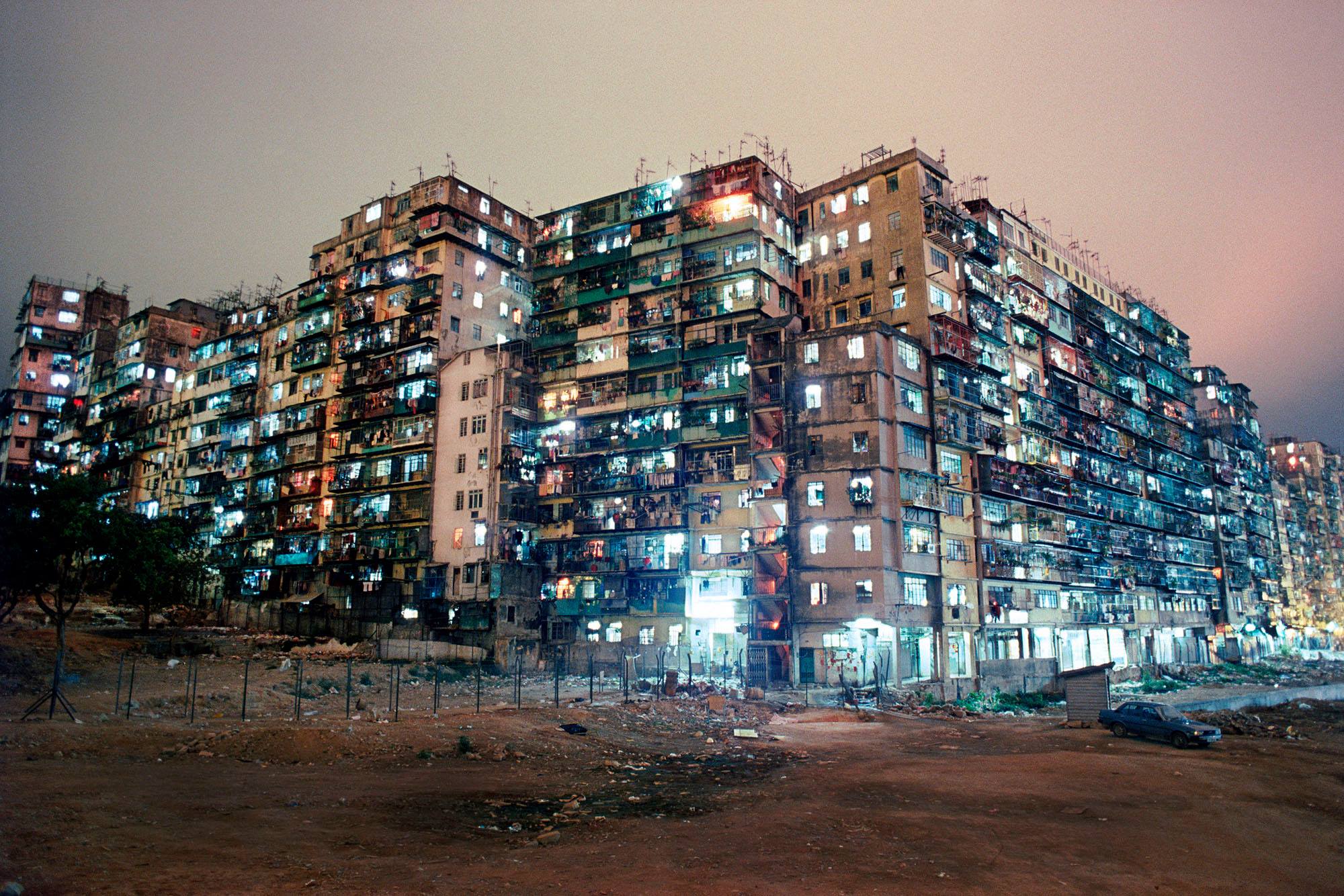 City Of Darkness - Life In Kowloon Walled City ? @gregforaday