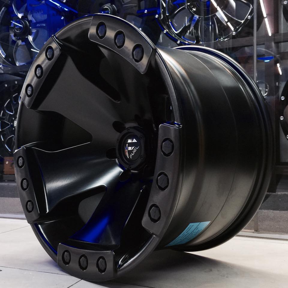 NEW Fuel Offroad D577 Monsta Photo: 20 x 12 Inch Bolt Pattern
