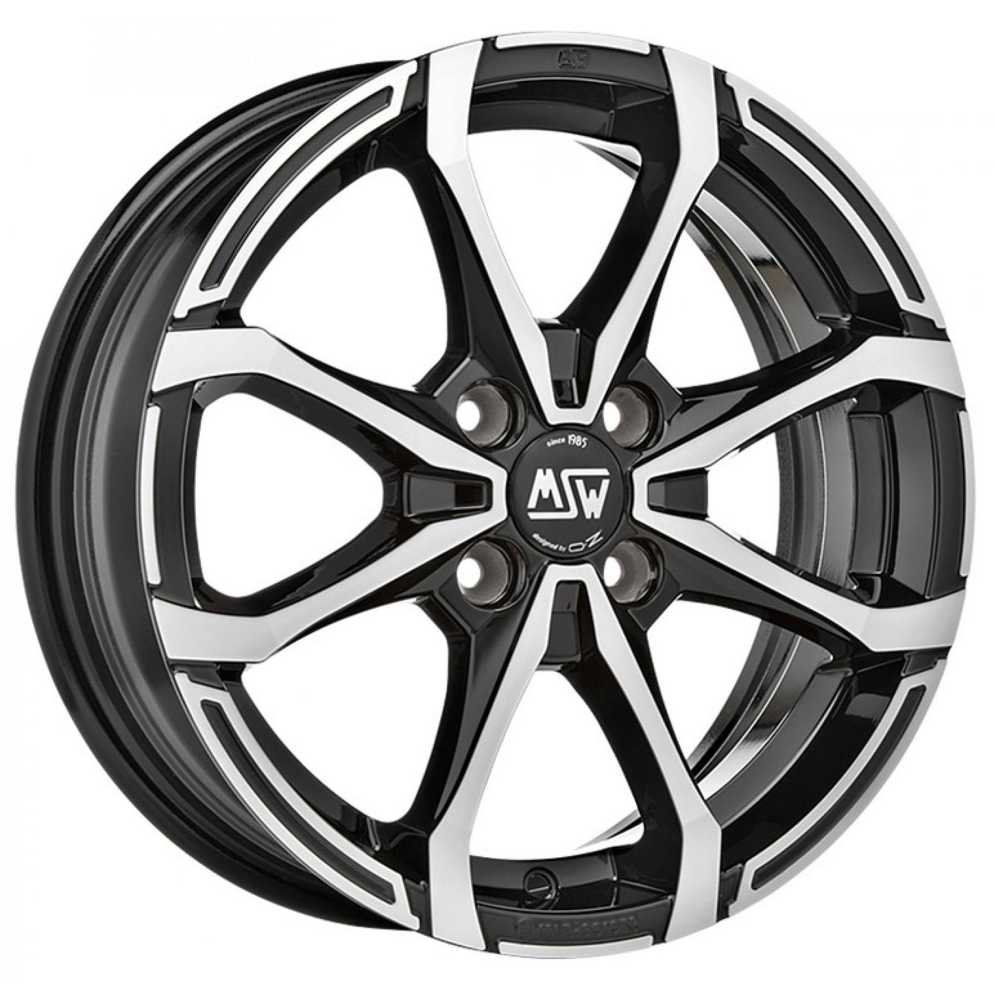 MSW X4 + Renault new Twingo フロントとリアのサイズが異なるかなり