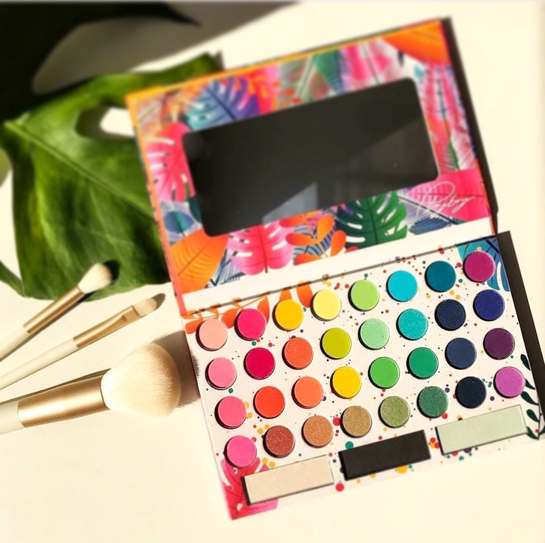Florisa Make - A Paleta de Sombras Tropicália . . Super...