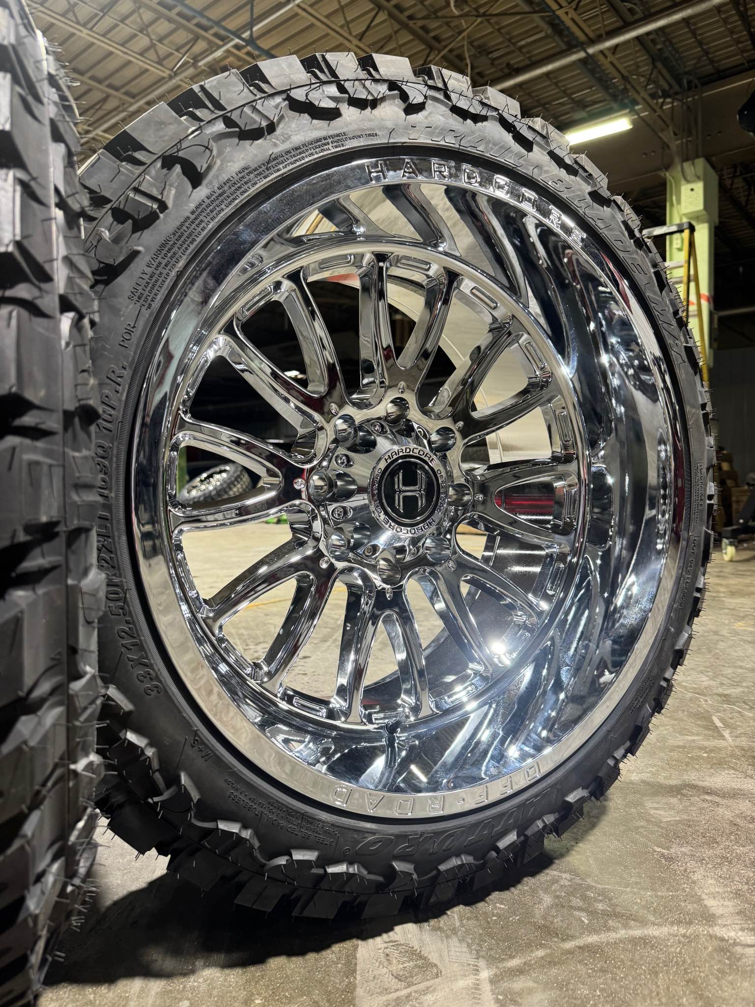 22x12 hc101 (8x180) 33x12.50r22 - Car Wheels, Tires & Parts - Lake ...