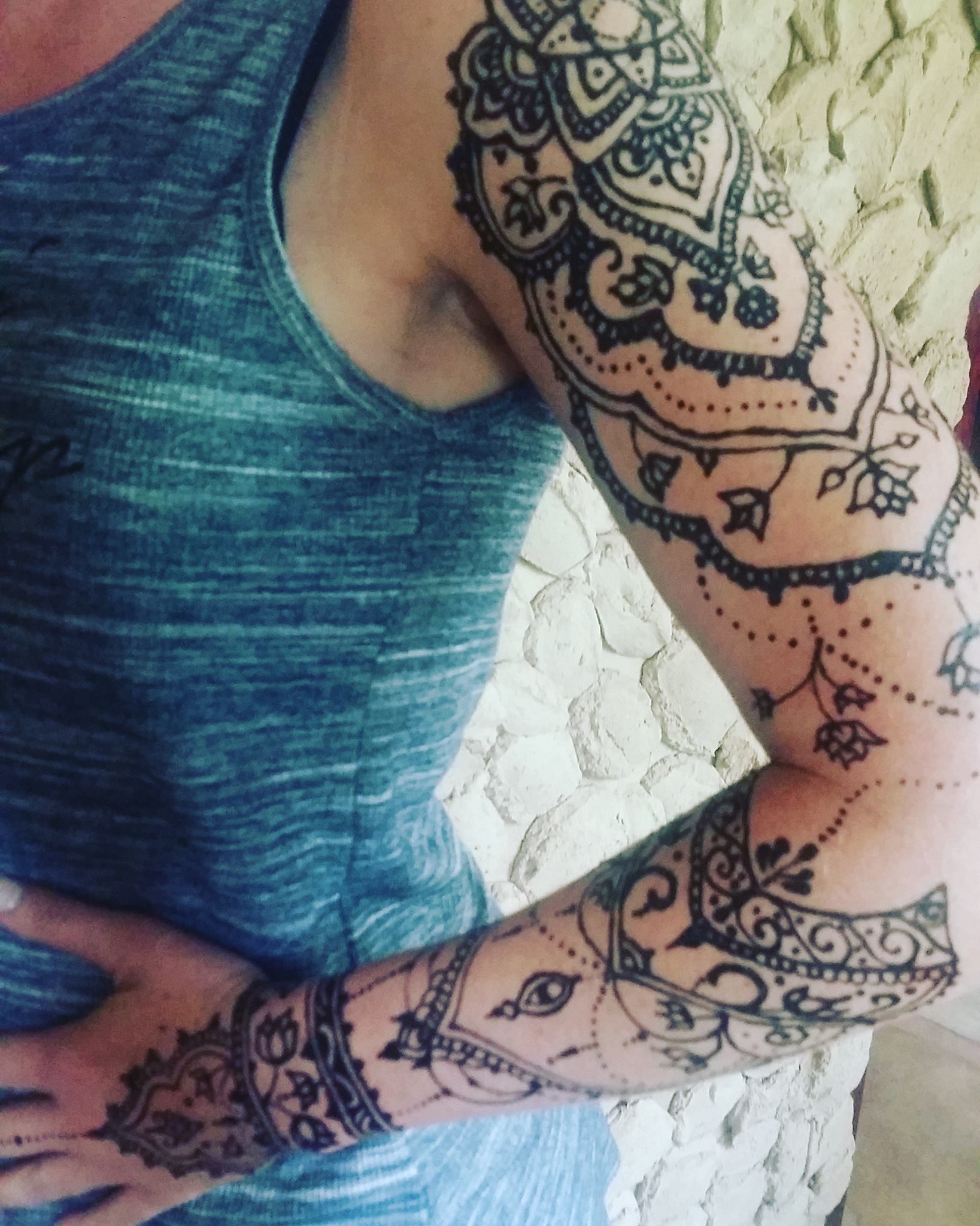 Henna Roots