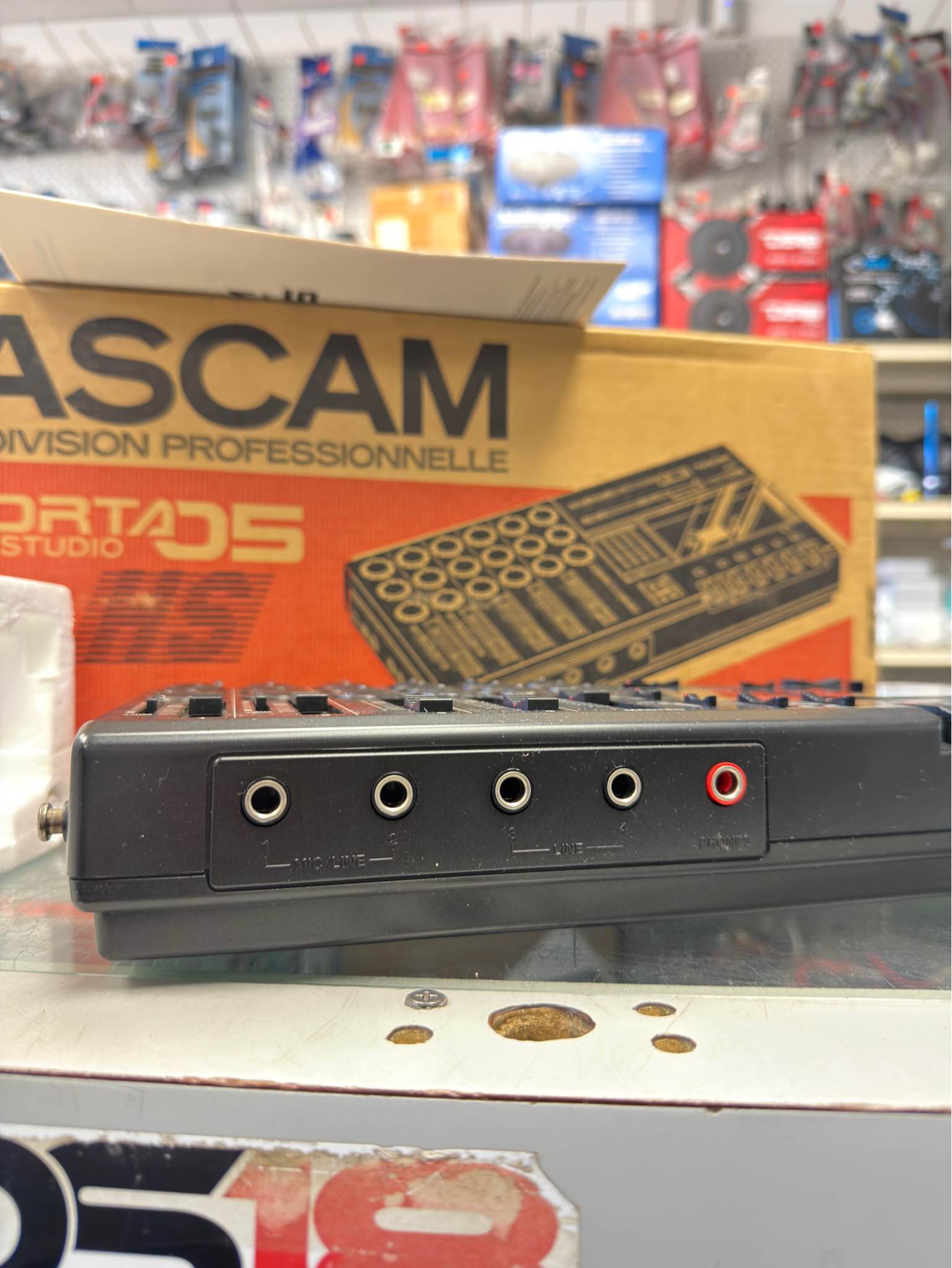 GOOD CONDITION Tascam Porta 05 Ministudio 4-Track W/ Original Box