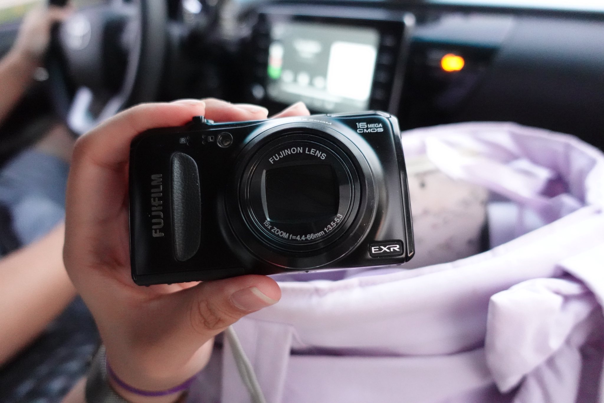 ⋆˚࿔ Fujifilm Finepix F300EXR ??˚⋆ POP-UP FLASH!