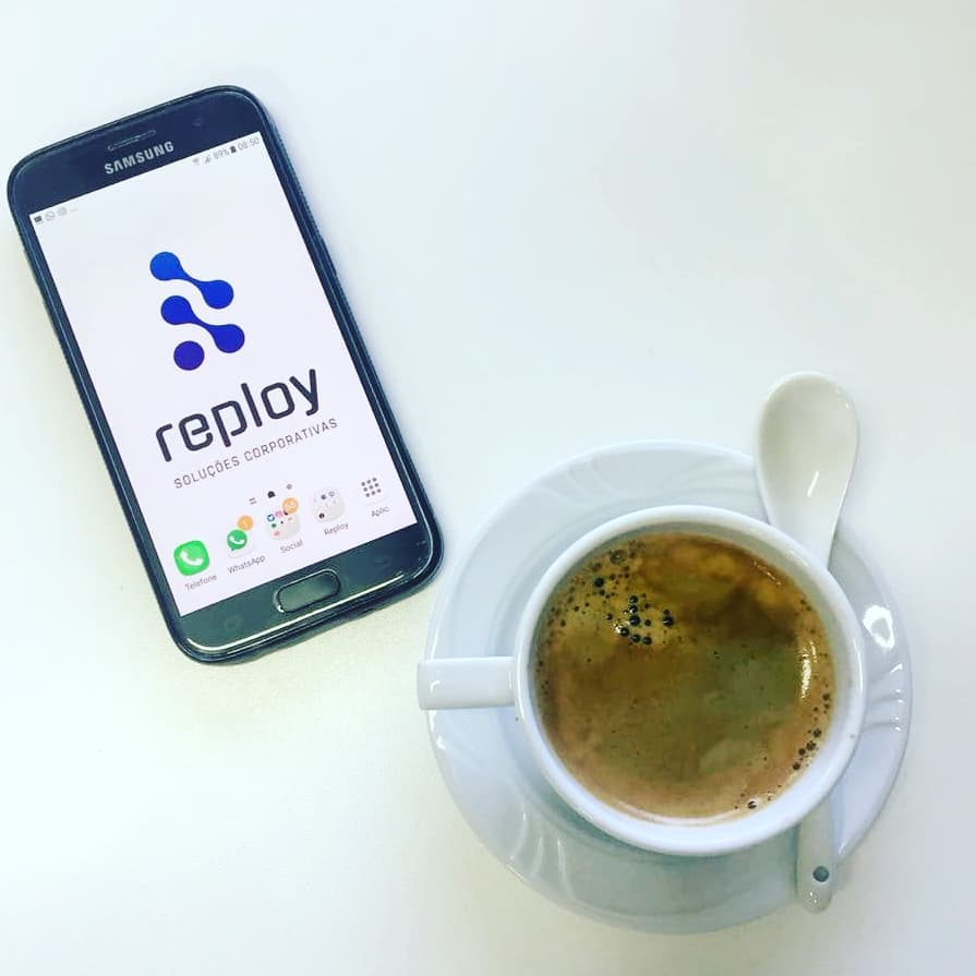 Reploy - Soluções Corporativas