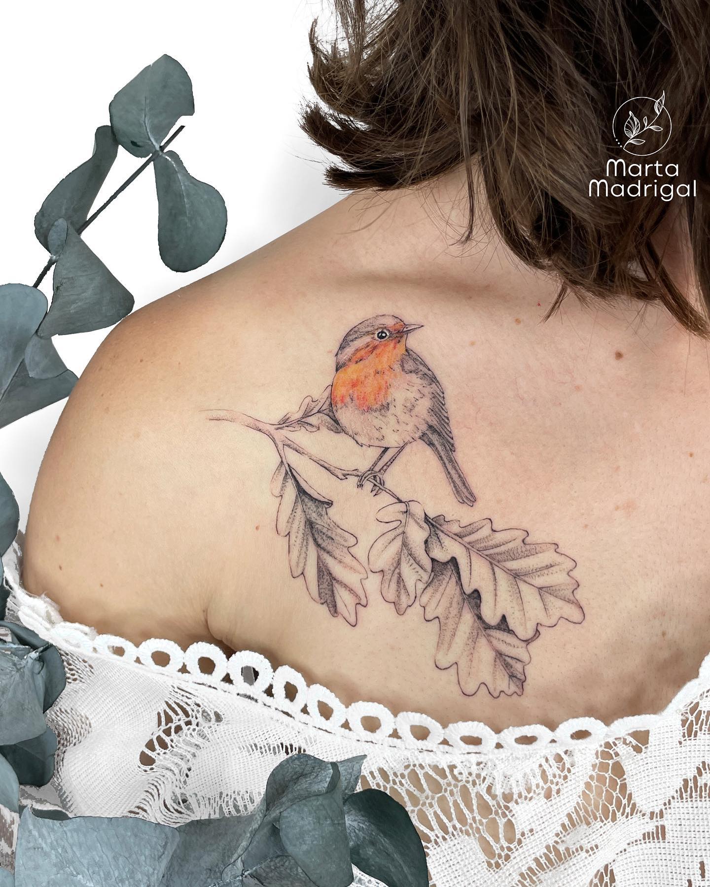 Tatouage Rouge Gorge Noir Et Blanc