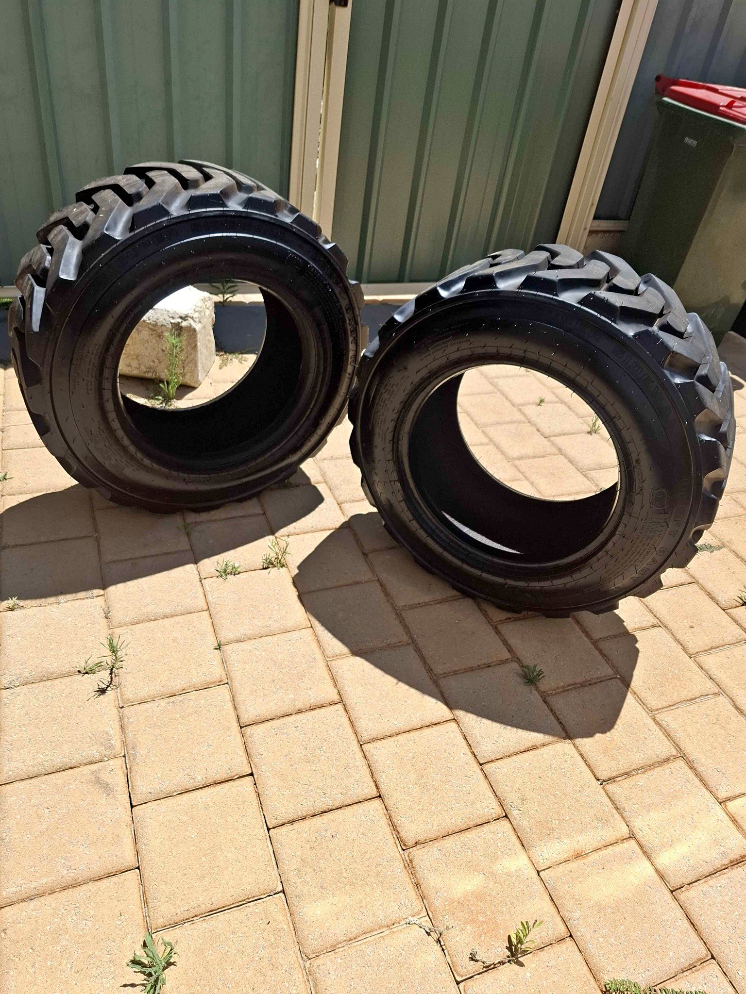 Galaxy Beefy Baby II / Skid Steer Tyres. - Car Wheels, Tires & Parts ...