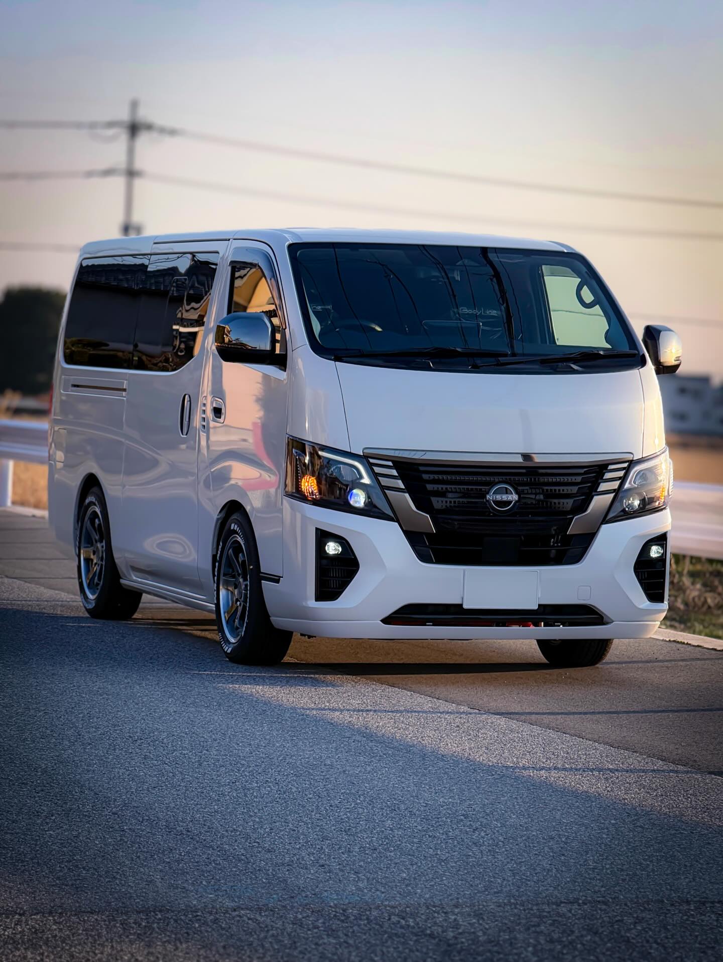 Body... - Body Line NV350 Caravan Custom Shop ボディライン