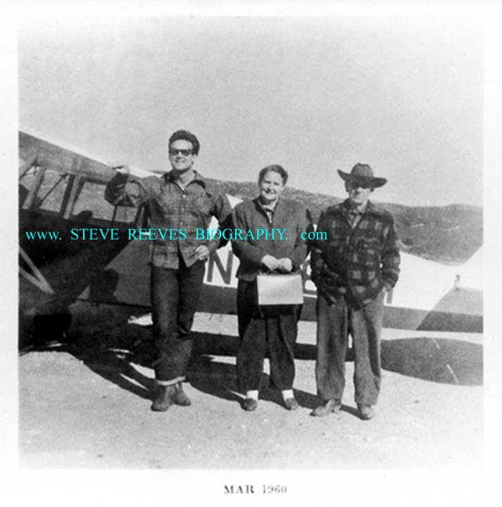 Steve Reeves Fan Club - A 1960 family photo of Reeves with his mother ...