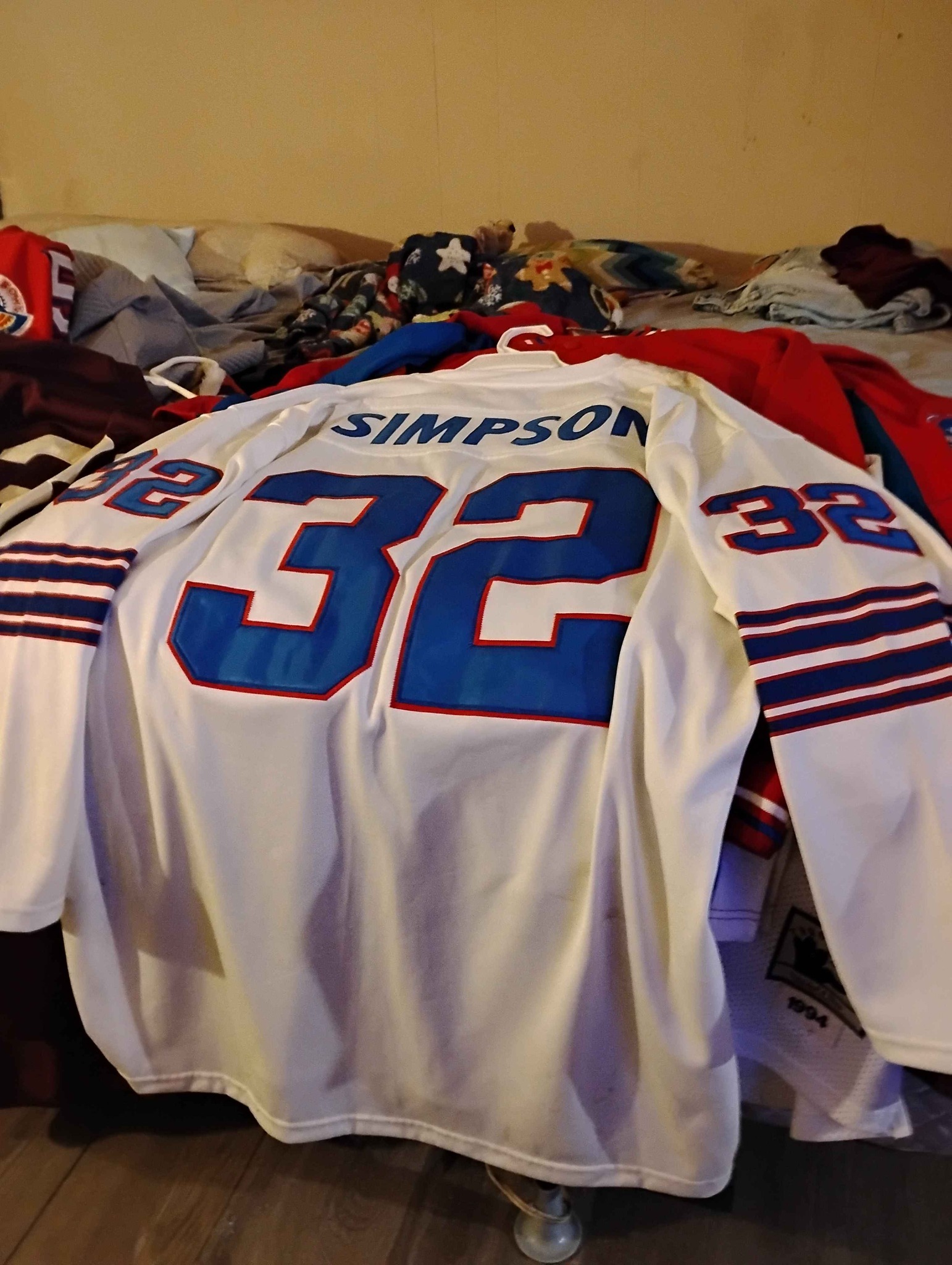 OJ Simpson #32 Bills Throwback Mitchell & Ness (Rare)