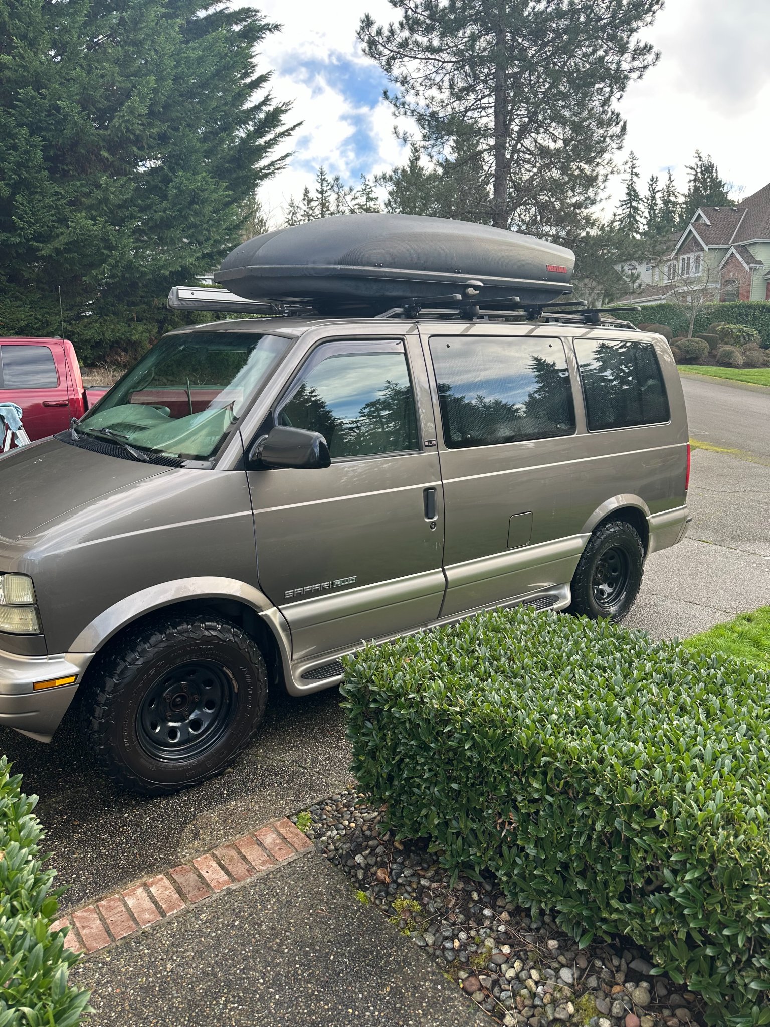 2002 GMC Safari · SLE Extended Minivan 3D - RVs & Campers - Sammamish ...