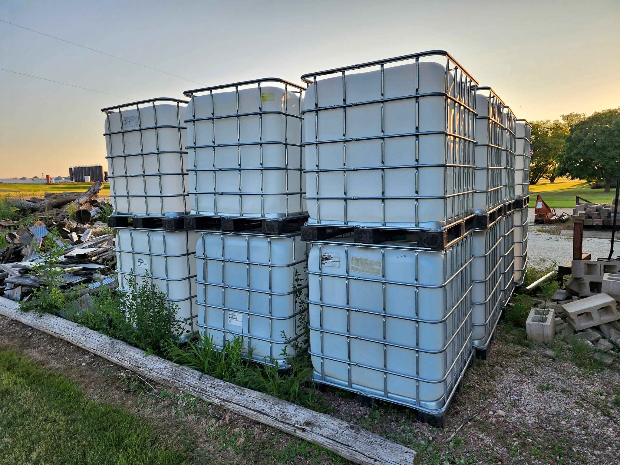 Food Grade 275 Gallon Totes - Water Storage & Rain Barrels - Bellevue ...