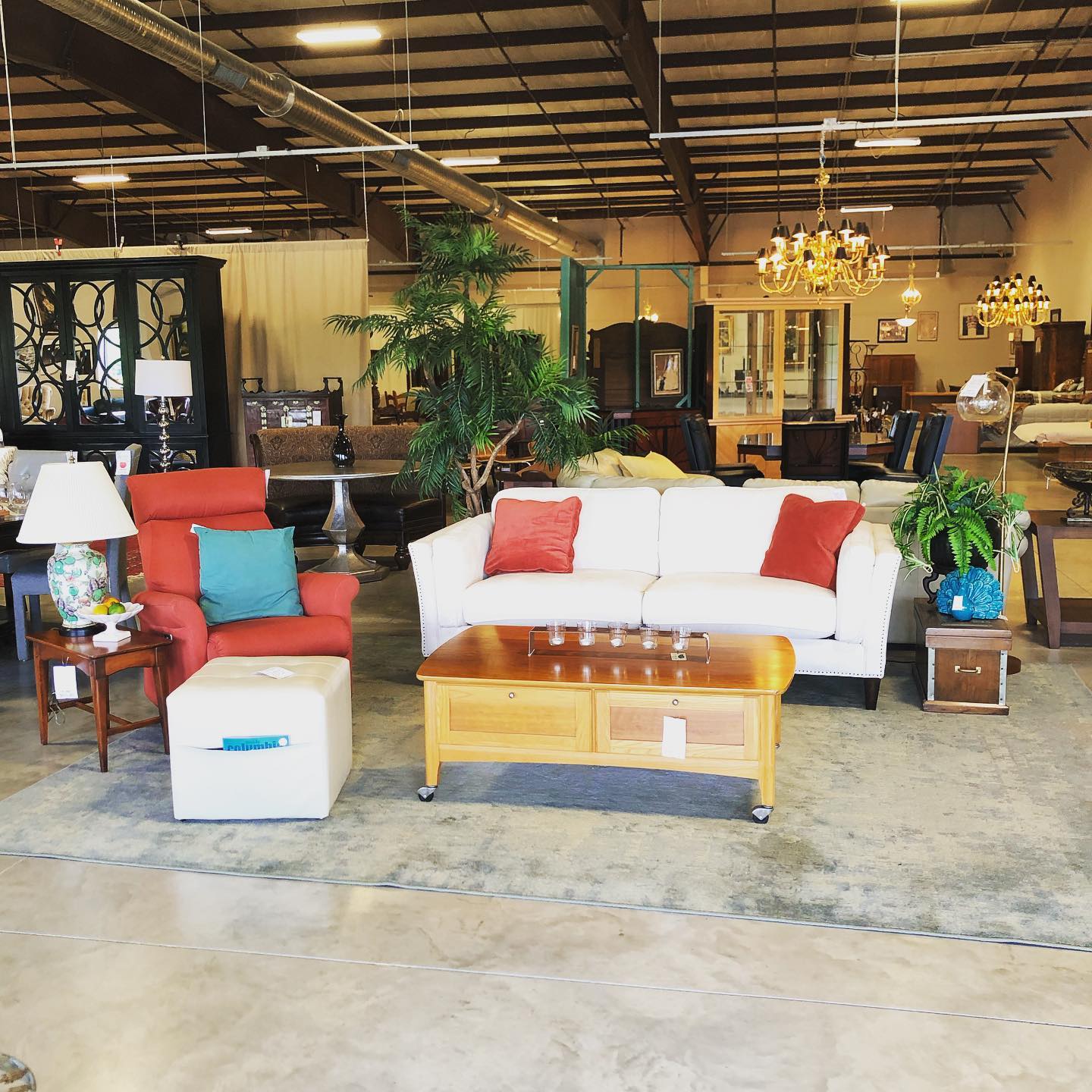 Stop by and see us! we get new... - 121 Consignment Furniture | Facebook