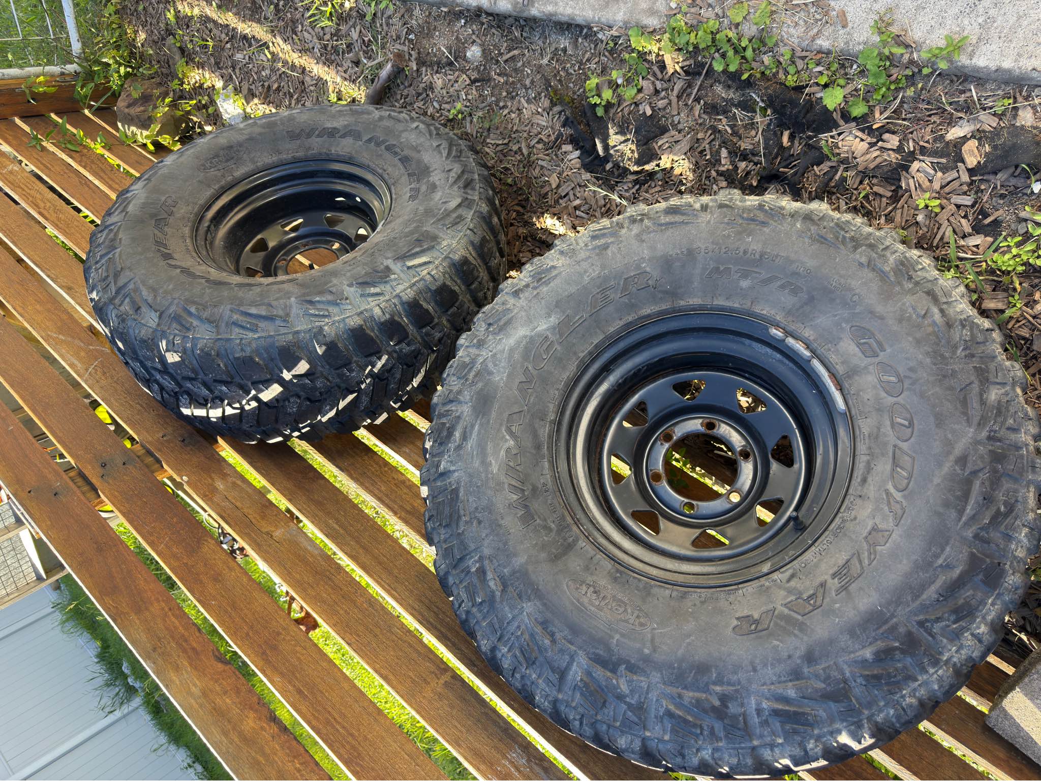 35x12.5R15 -22 offset 139.7 x 6 stud pattern - Car Wheels, Tires ...