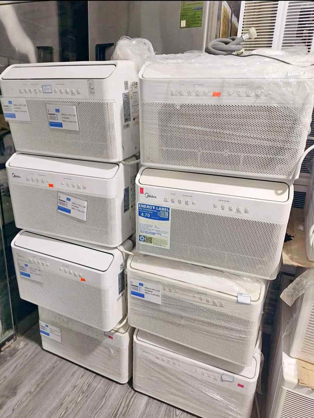 SecondHand Aircon Window Type Mall/Condo Pull out Good Condition No ...