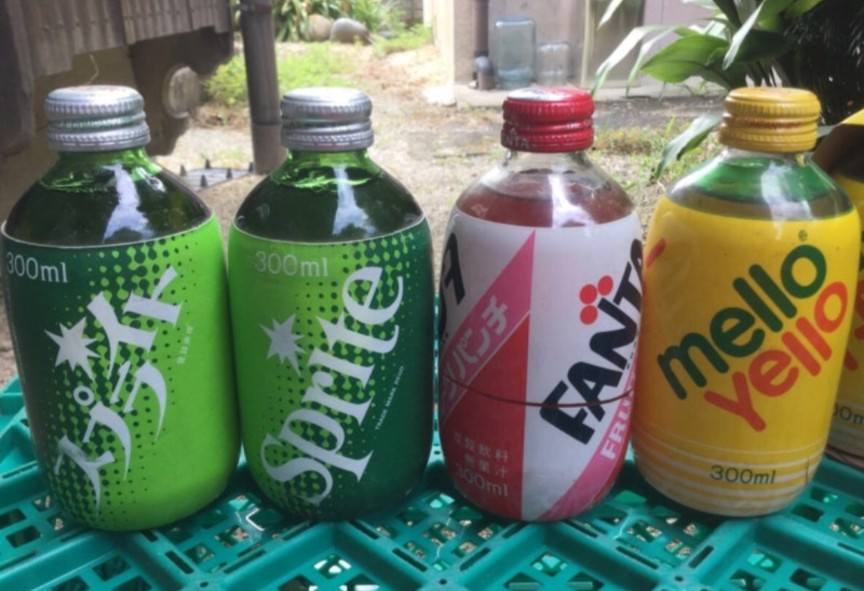 コカ・コーラのダルマボトルと仲間たち。 昭和後期に出現、それまでの