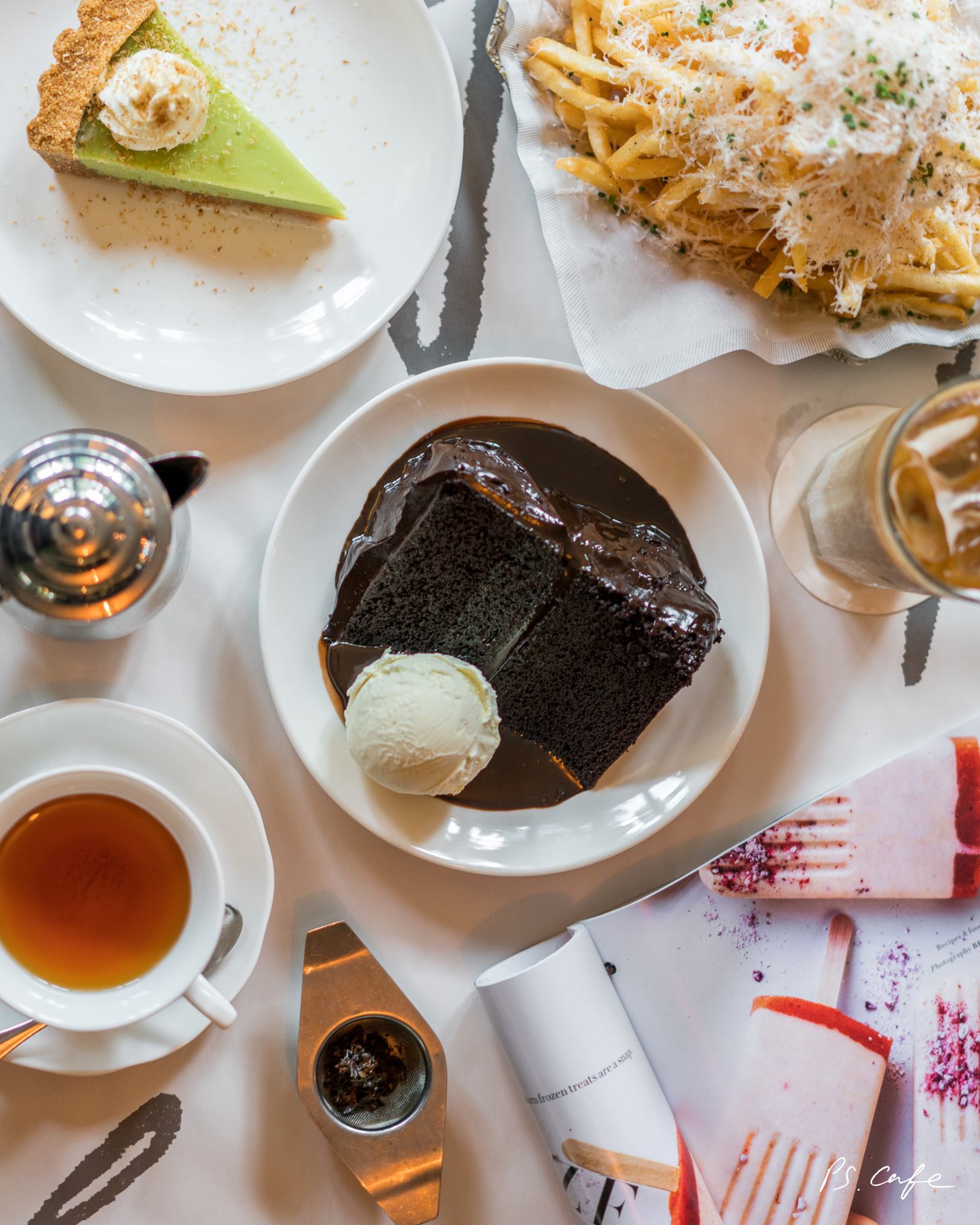 PS.Cafe at Palais Renaissance
