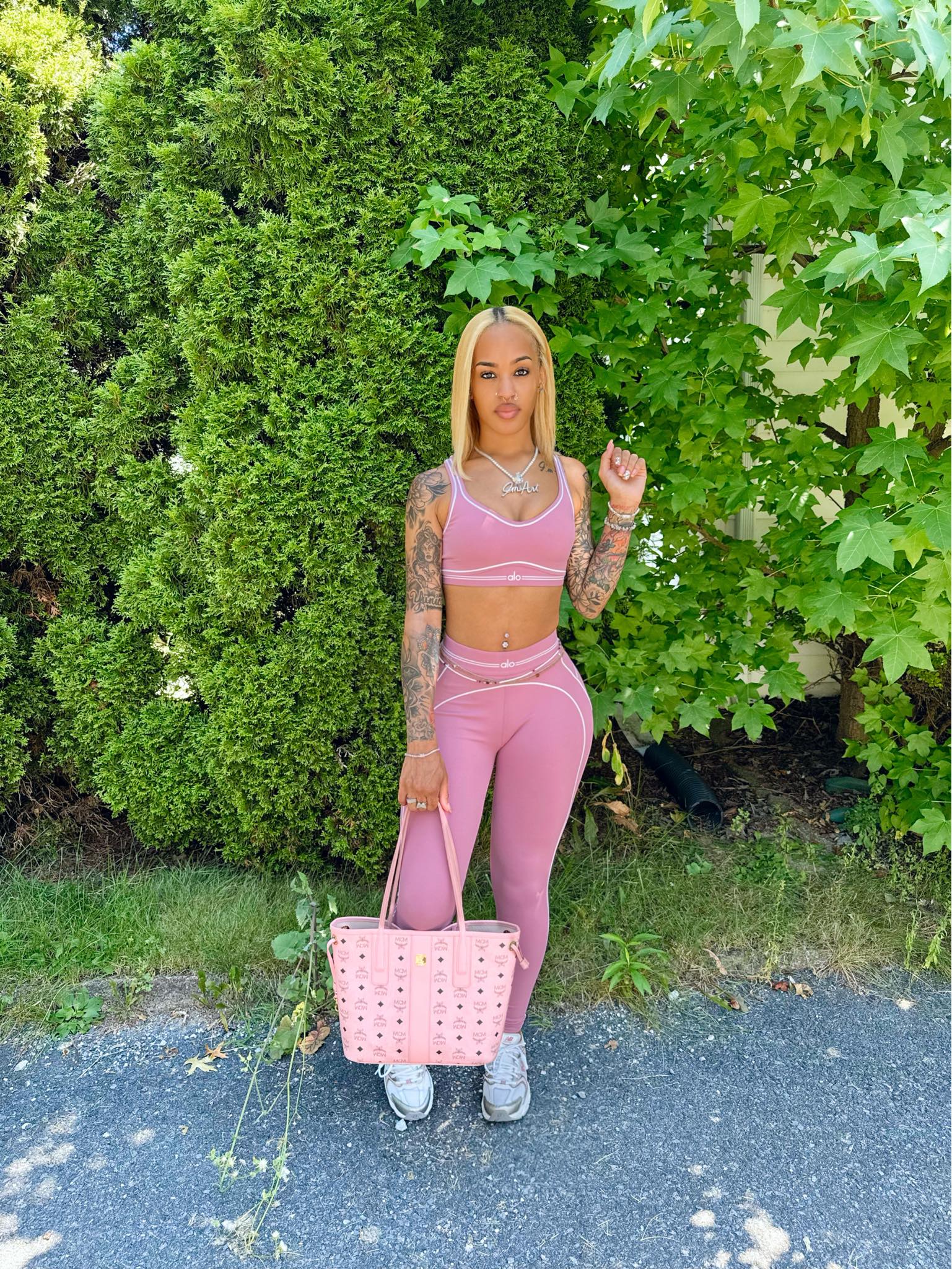 Tiahnie - ️ Then | Now ️🎬 #ThrowbackVsNow | Facebook