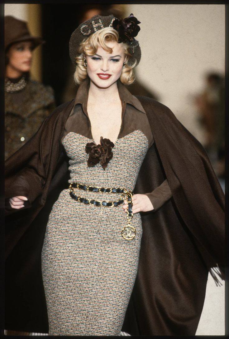Vintage Chanel,Supermodel Eva Herzigova💜