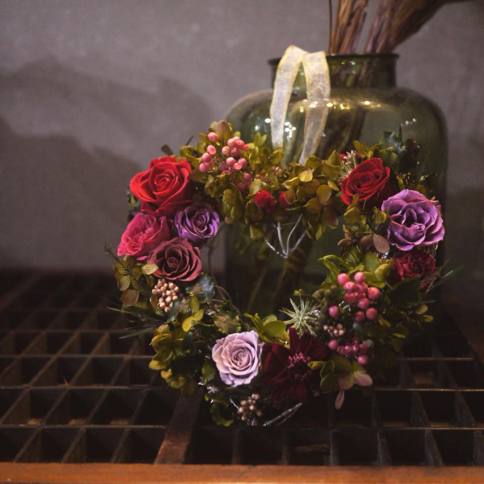 青晨花實 Interior / Flower / Life 室內空間規劃 ‧ 花藝&黏土 | Facebook