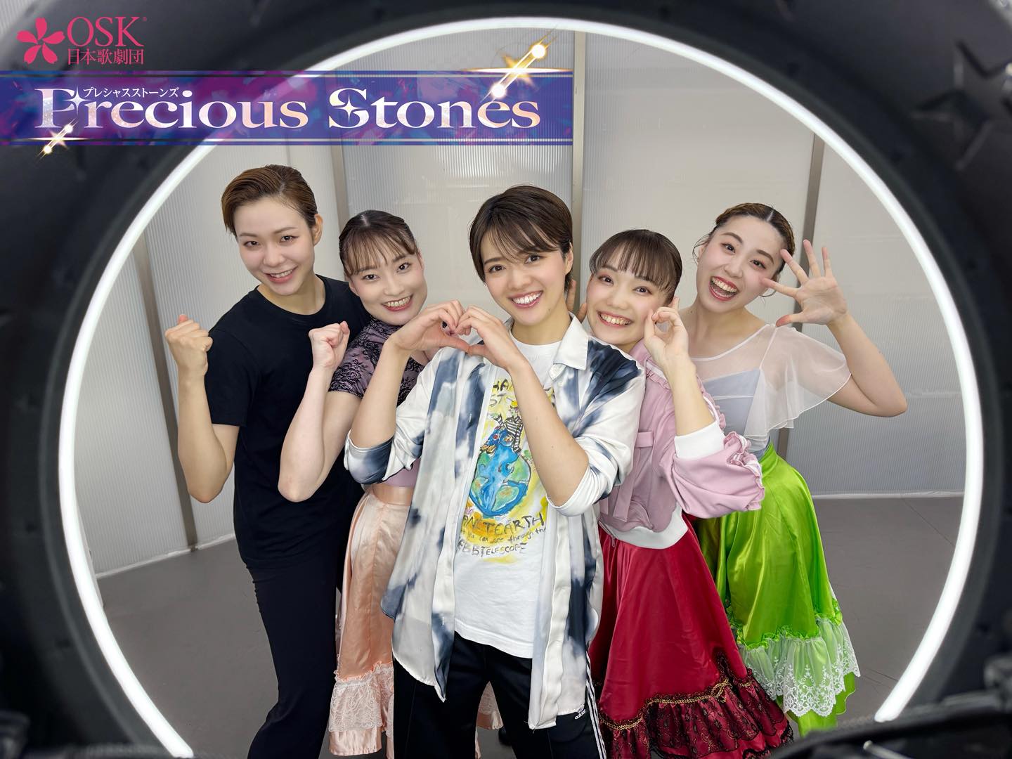 OSK Revue Official Site added a - OSK Revue Official Site