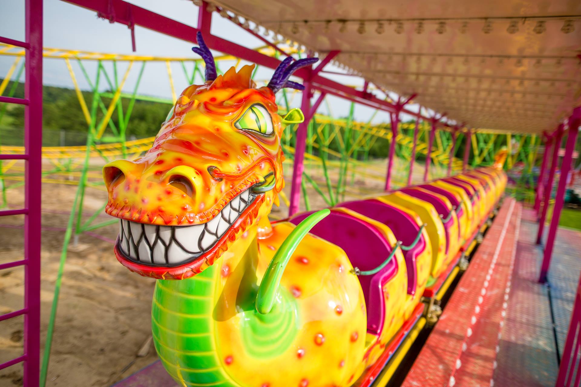 Pomerania Fun Park - To jest Dragon. Dragon jest rollercoasterem i ...