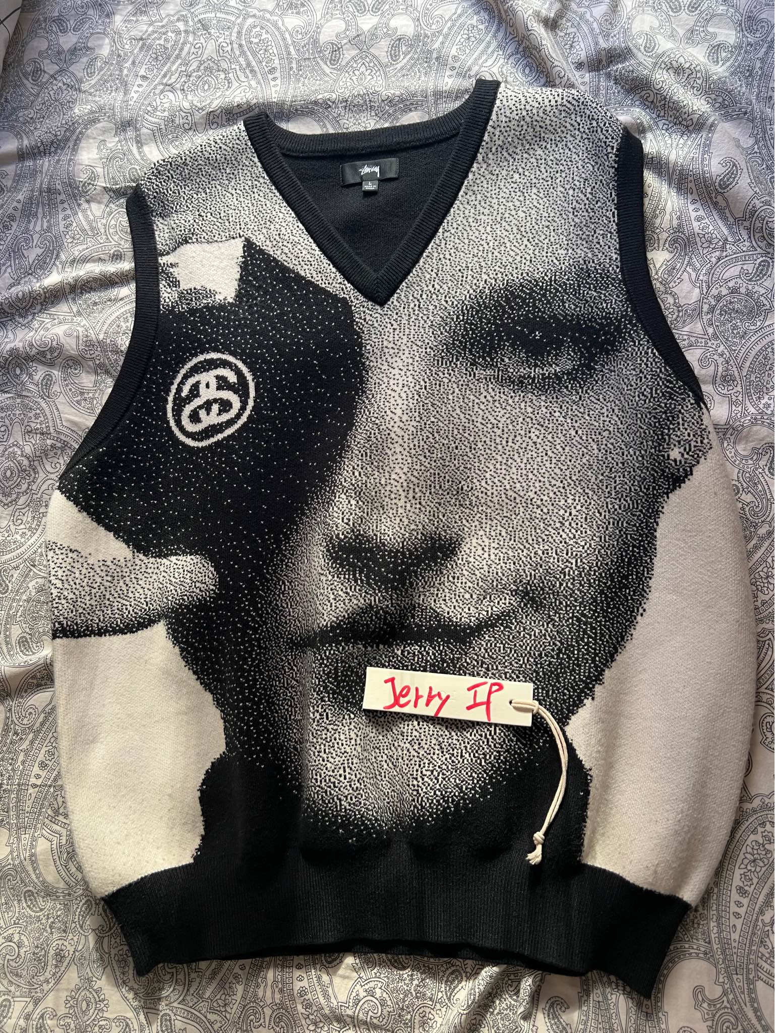 STUSSY PHOTO JACQUARD VEST 95% new Size L $1500 Nike stussy knit 