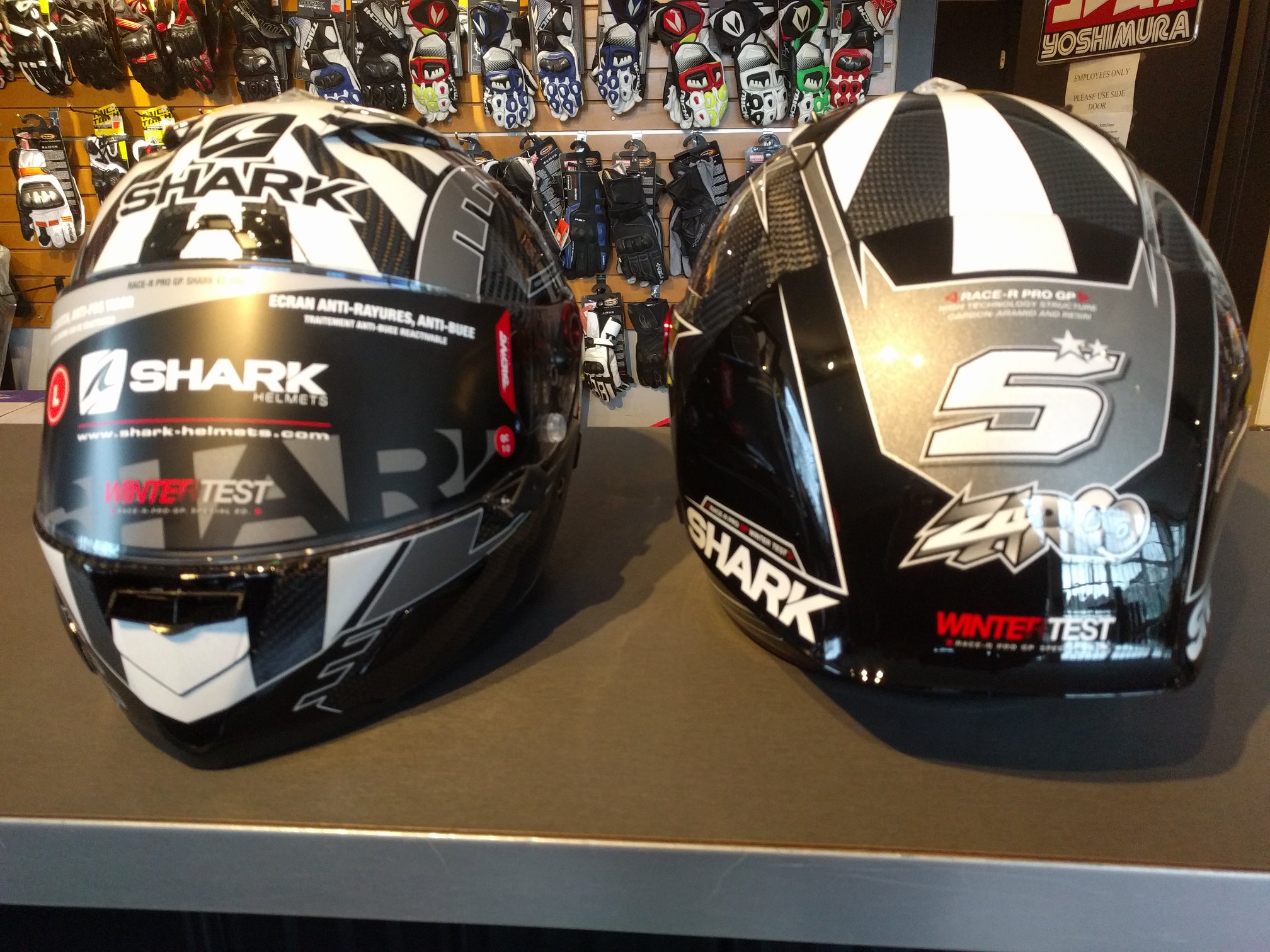 Hell yes! Shark Race-R Pro Carbon GP Cam Peterson Replica Helmet 