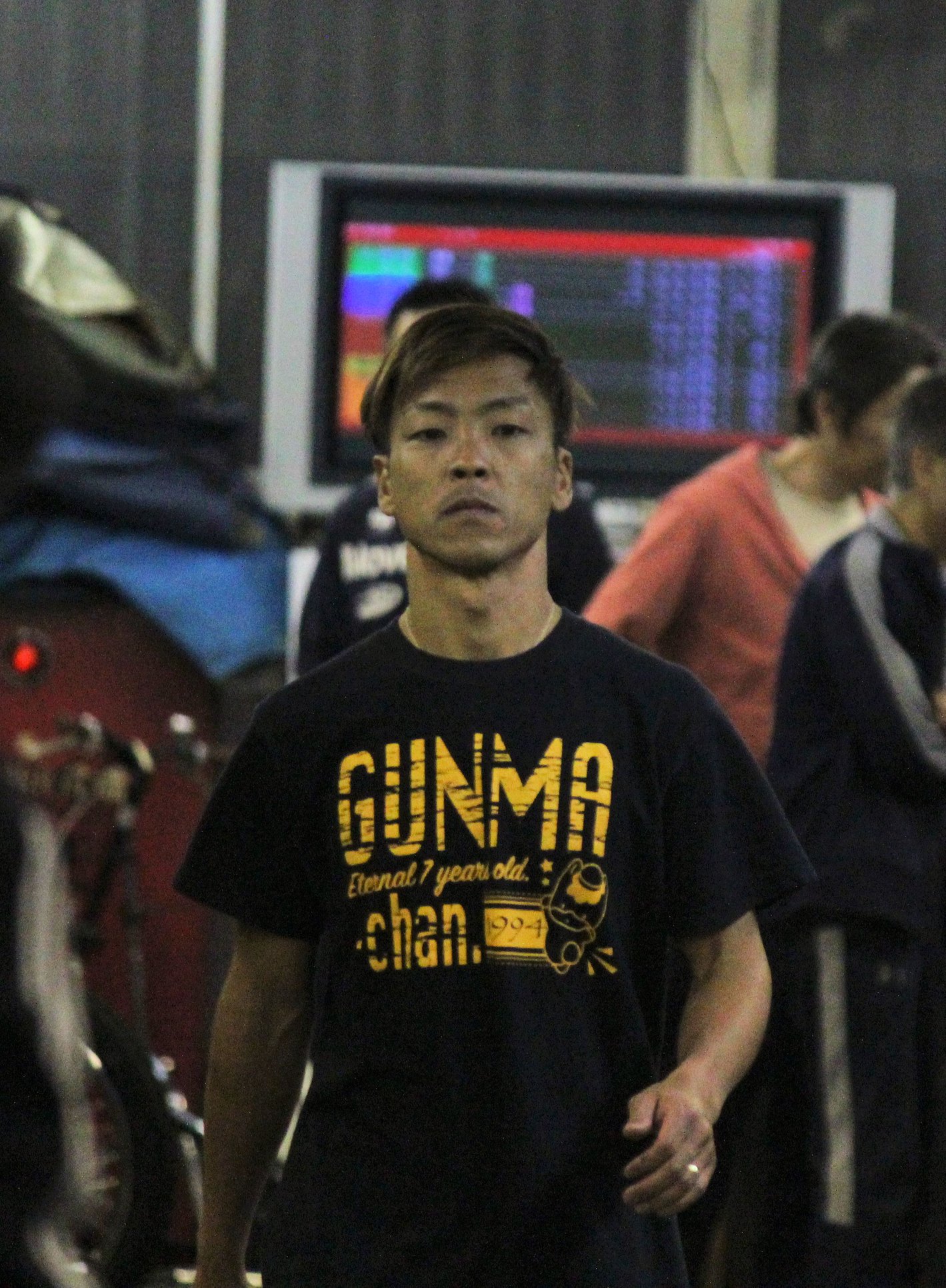 伊勢崎オートレース - NEWぐんまちゃんTシャツに身を包んだ青山周平 