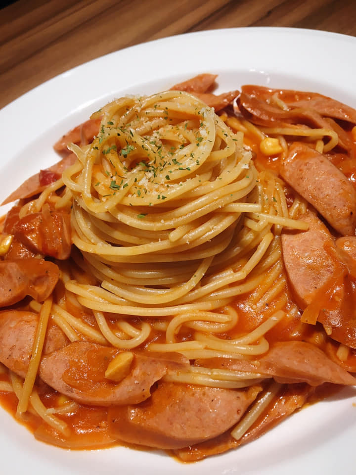 亞米小廚yummy Kitchenette 茄汁香腸義大利麵 亞米小廚yummy Kitchenette 02 2765 2332 歡迎外帶 台北市信義區永吉路30巷101弄16號 11 30 23 00 歡迎預約訂位 Feјsbuk