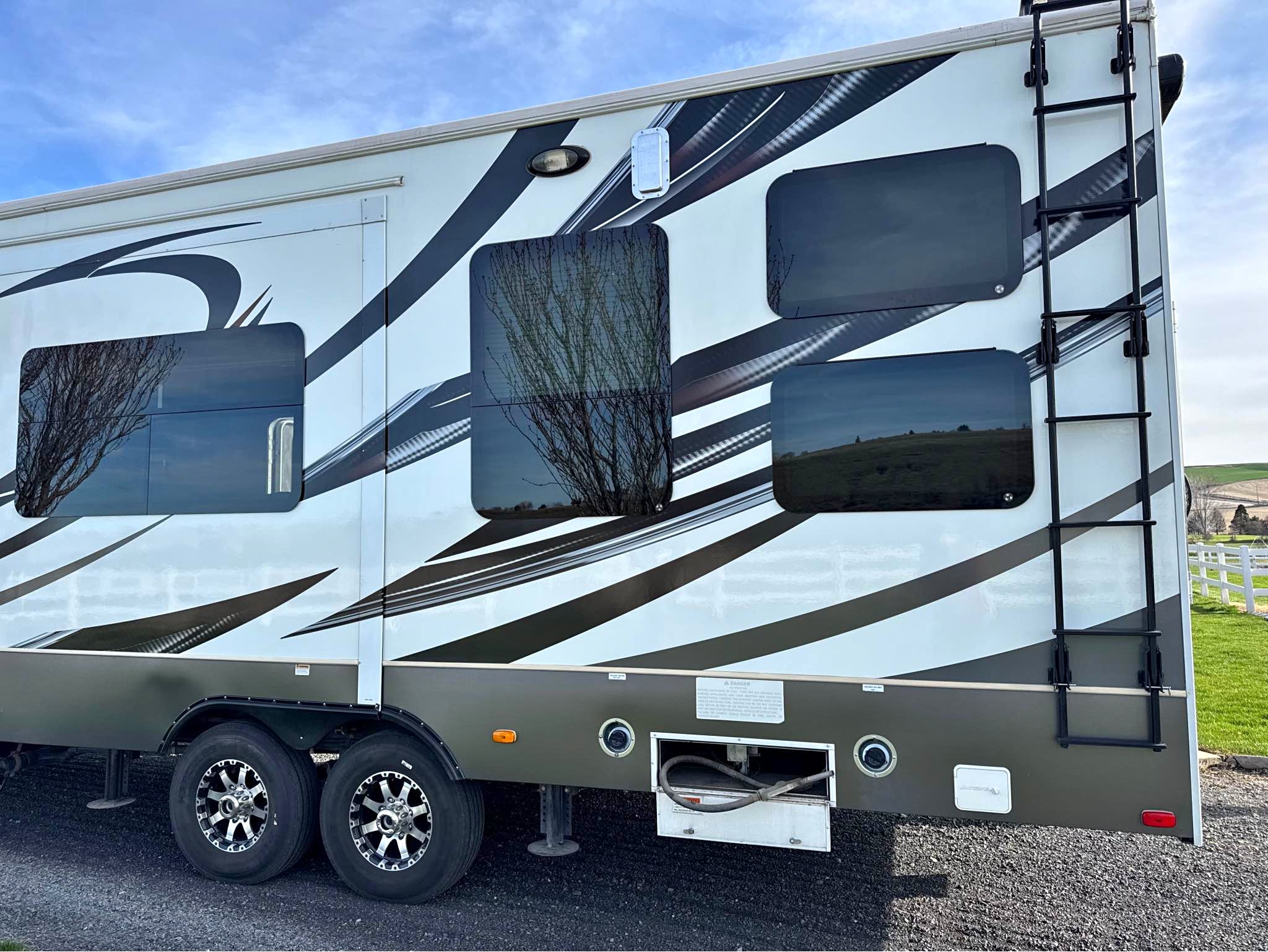 2013 Keystone Raptor Velocity fifth wheel toy hauler 300 MP - RVs ...