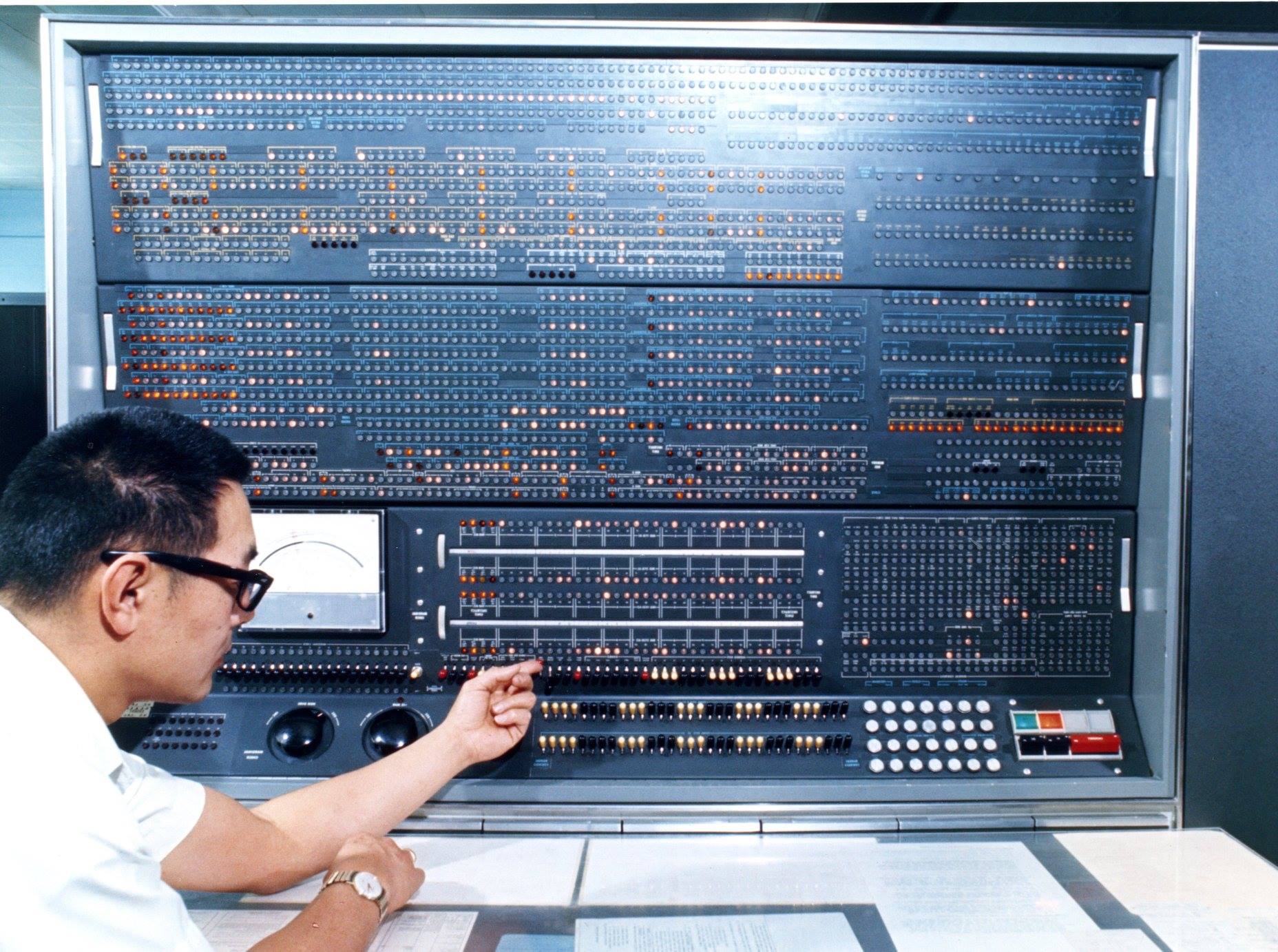 The IBM 7030, also... - The Vault of the Atomic Space Age