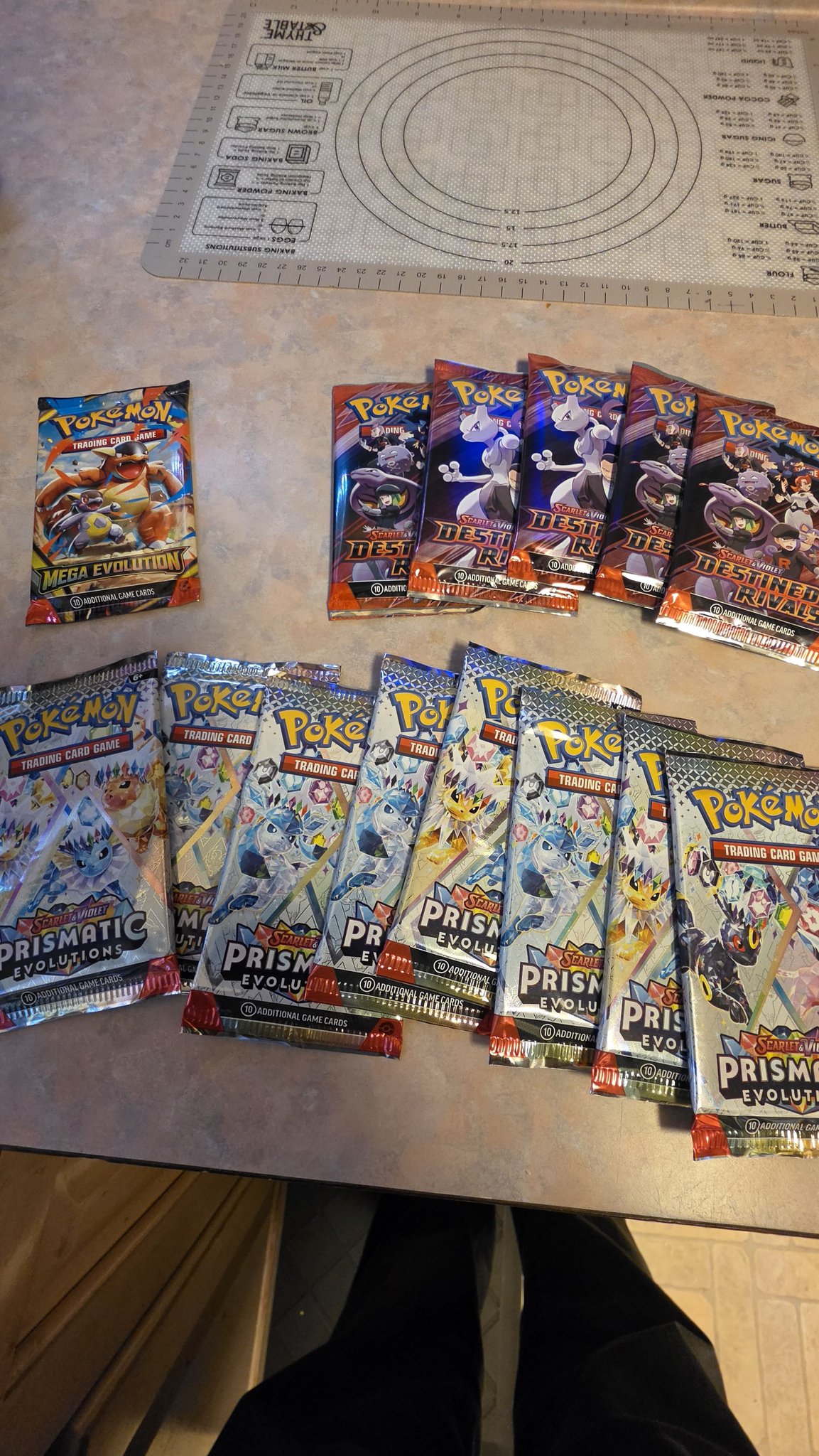 opening 1000 packs of pokemon cards TCG: Assorted Opening 1,000 Pokemon Brilliant Stars