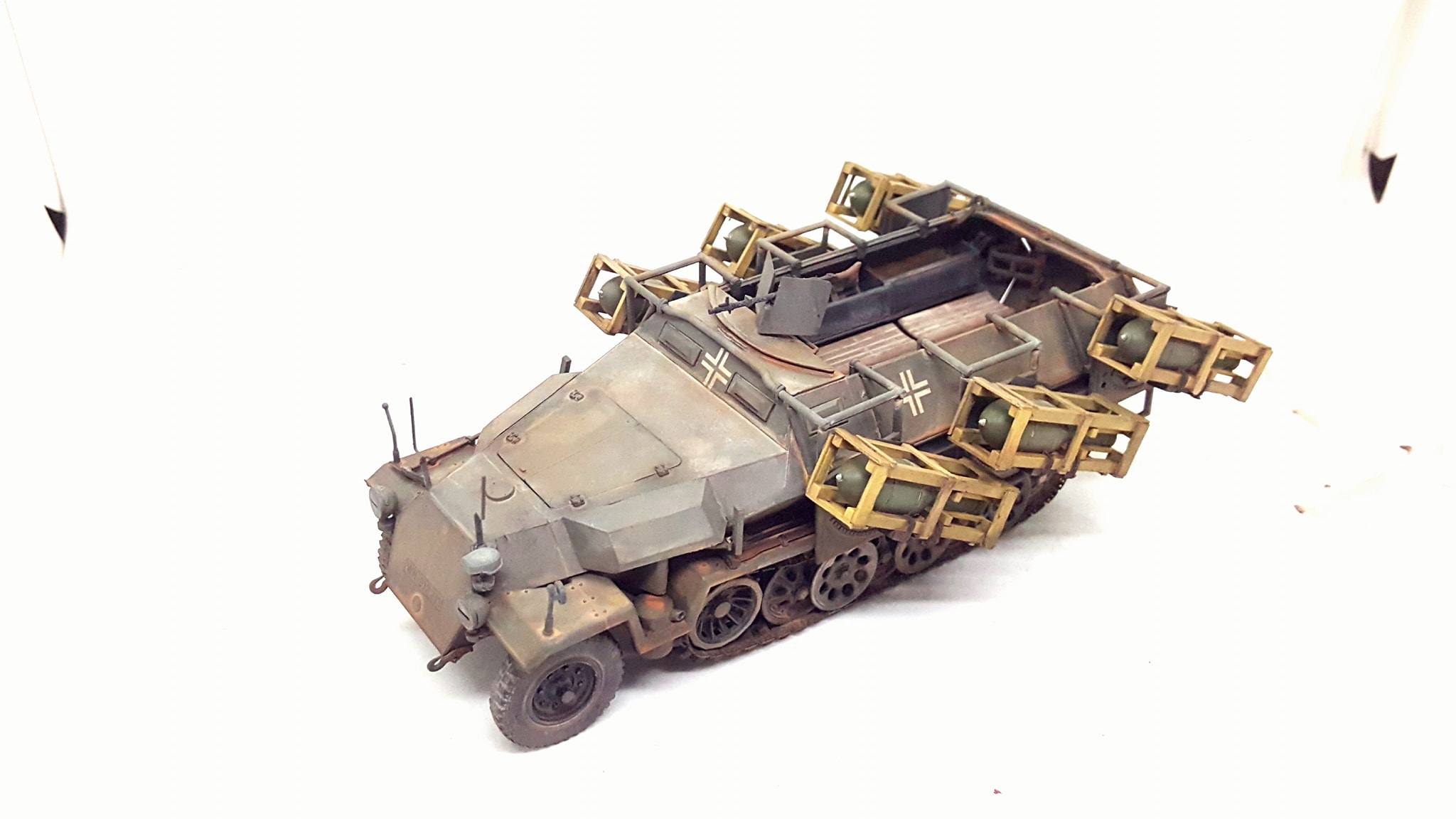 Sdkfz 251/1 Ausf.C stuka zu fuss, form afv club scale 1/35