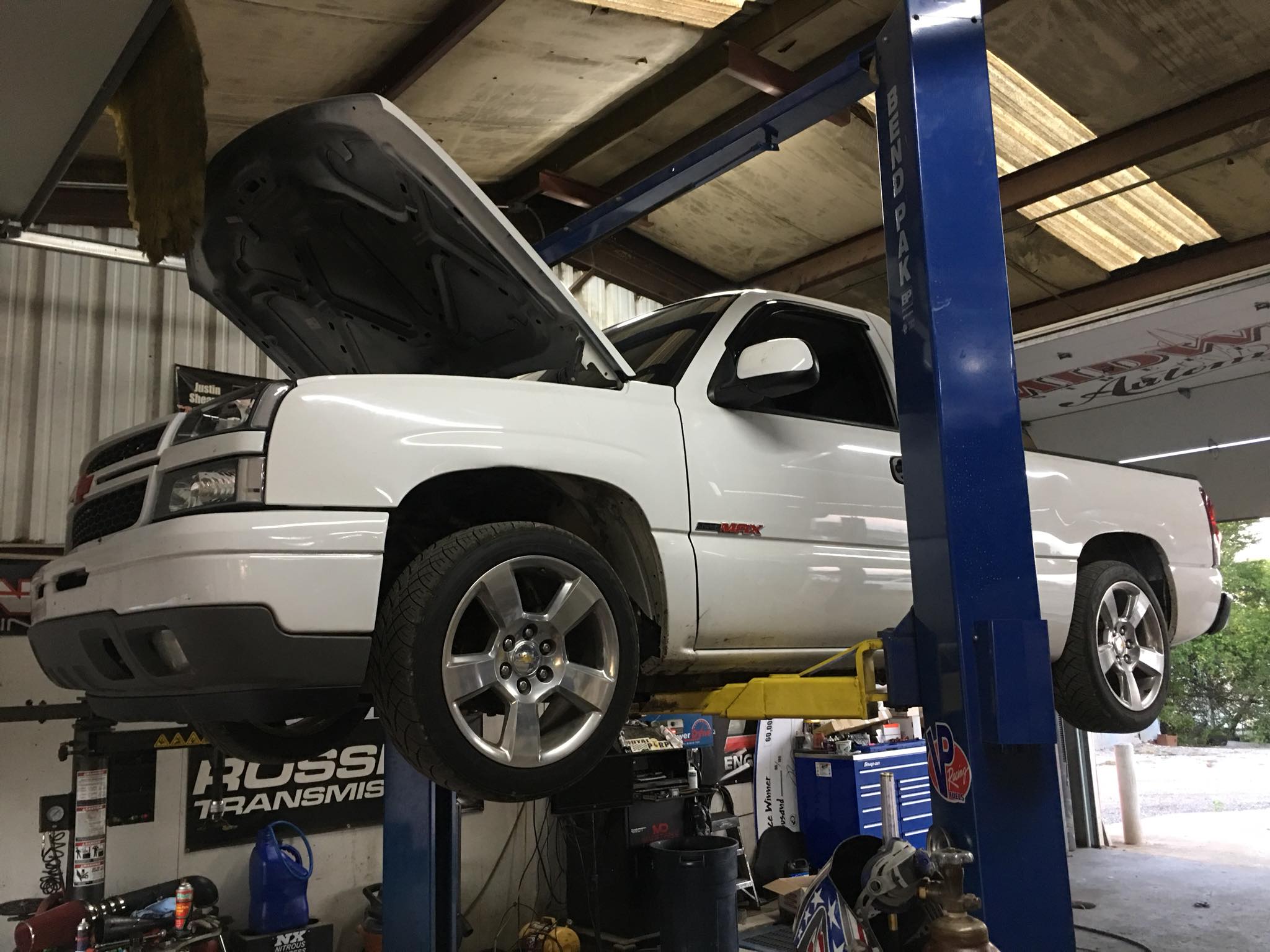 Stainless Works - 📚 SW HOW TO: Silverado Header Install...