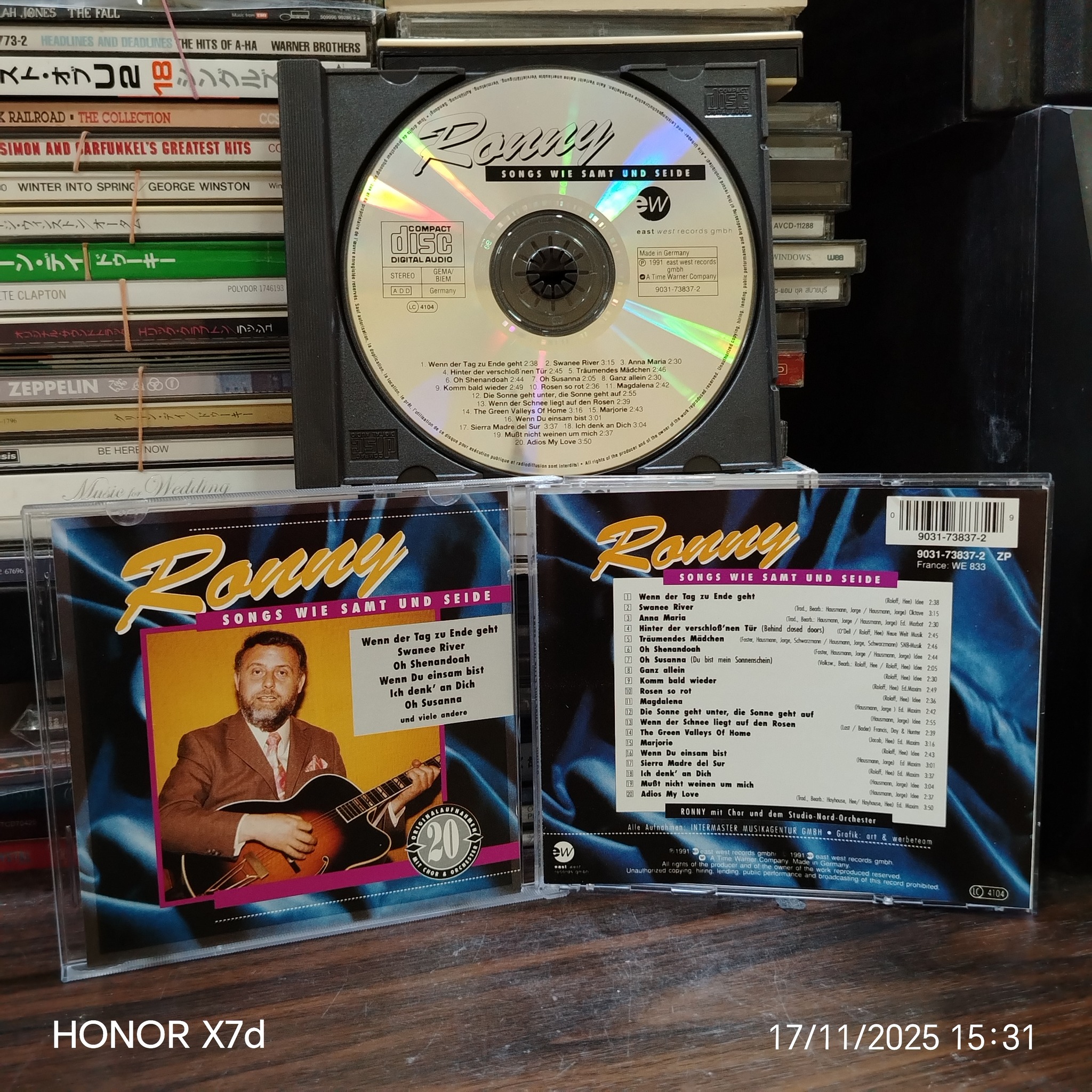 ร้านParn - RONNY หรือ Wolfgang Roloff. (O) นักร้อง,นักแต่งเพลง และโปรด ...