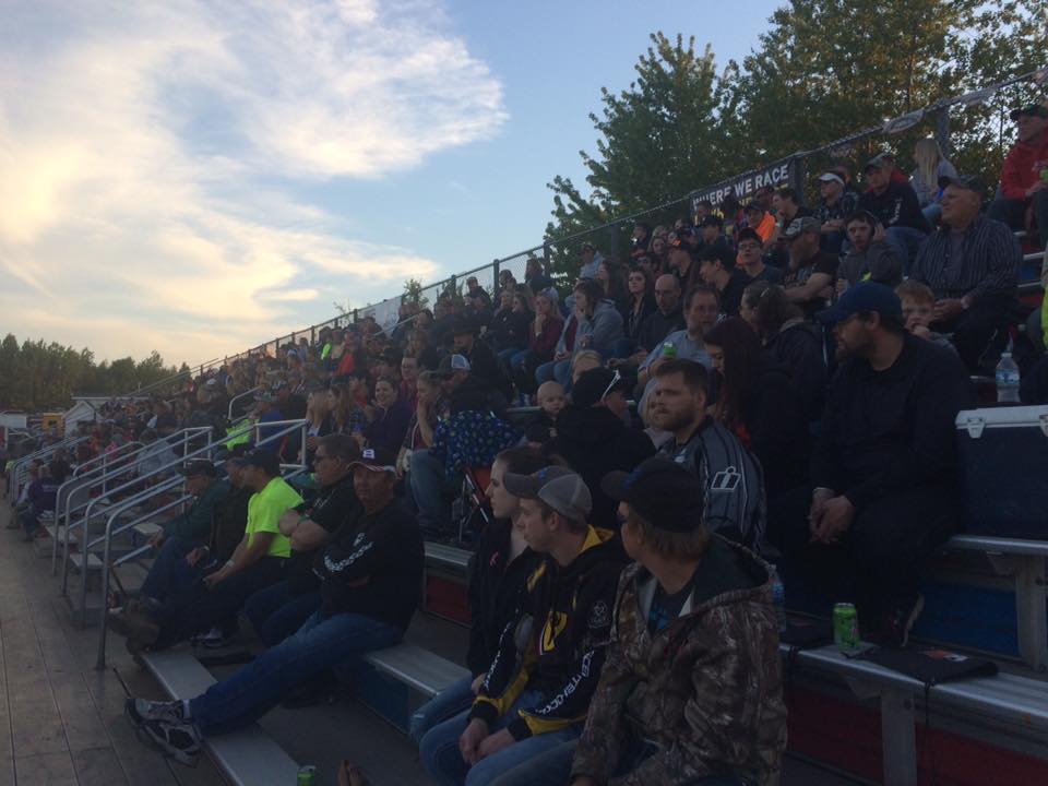 Niznik Captures Feature... - Spring Lake Speedway & Events