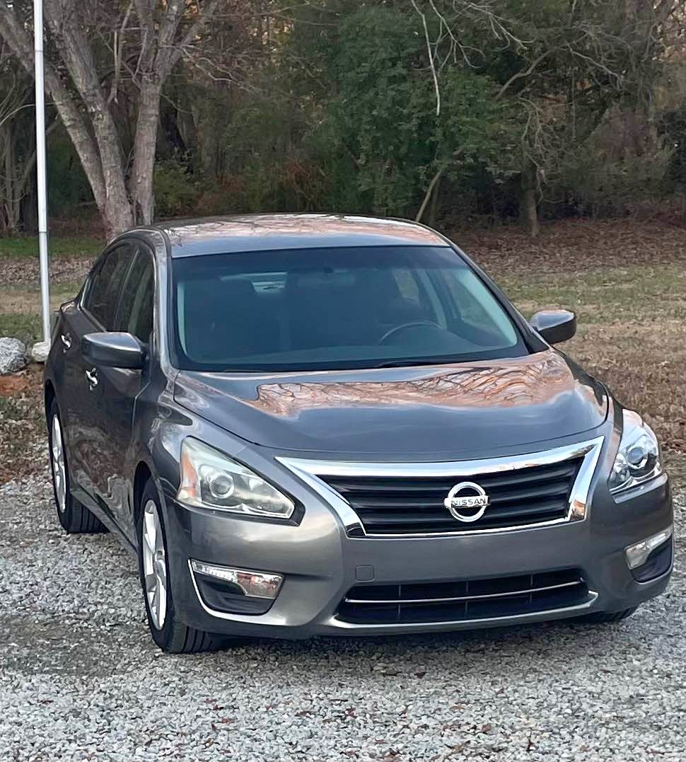 Best HD Pictures about  Nissan Altima Sv 2014  with No AI Images