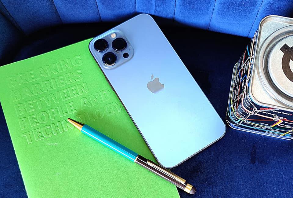 Adictos al iPhone | Compro iPhone 11 pro Max o 12 | Facebook
