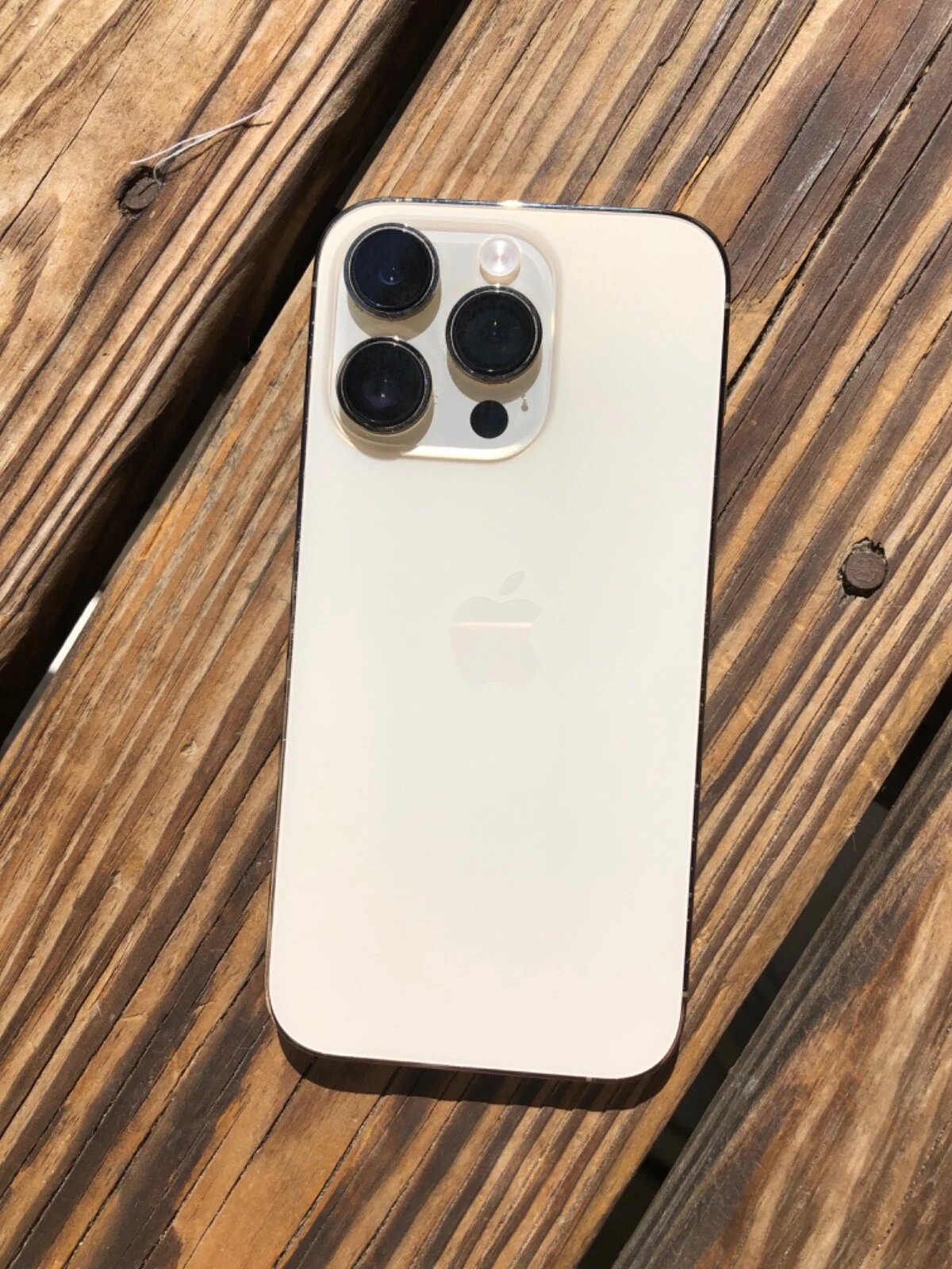 IPHONE 14 PRO MAX WITH 256GB OF STORAGE. UNLOCKED